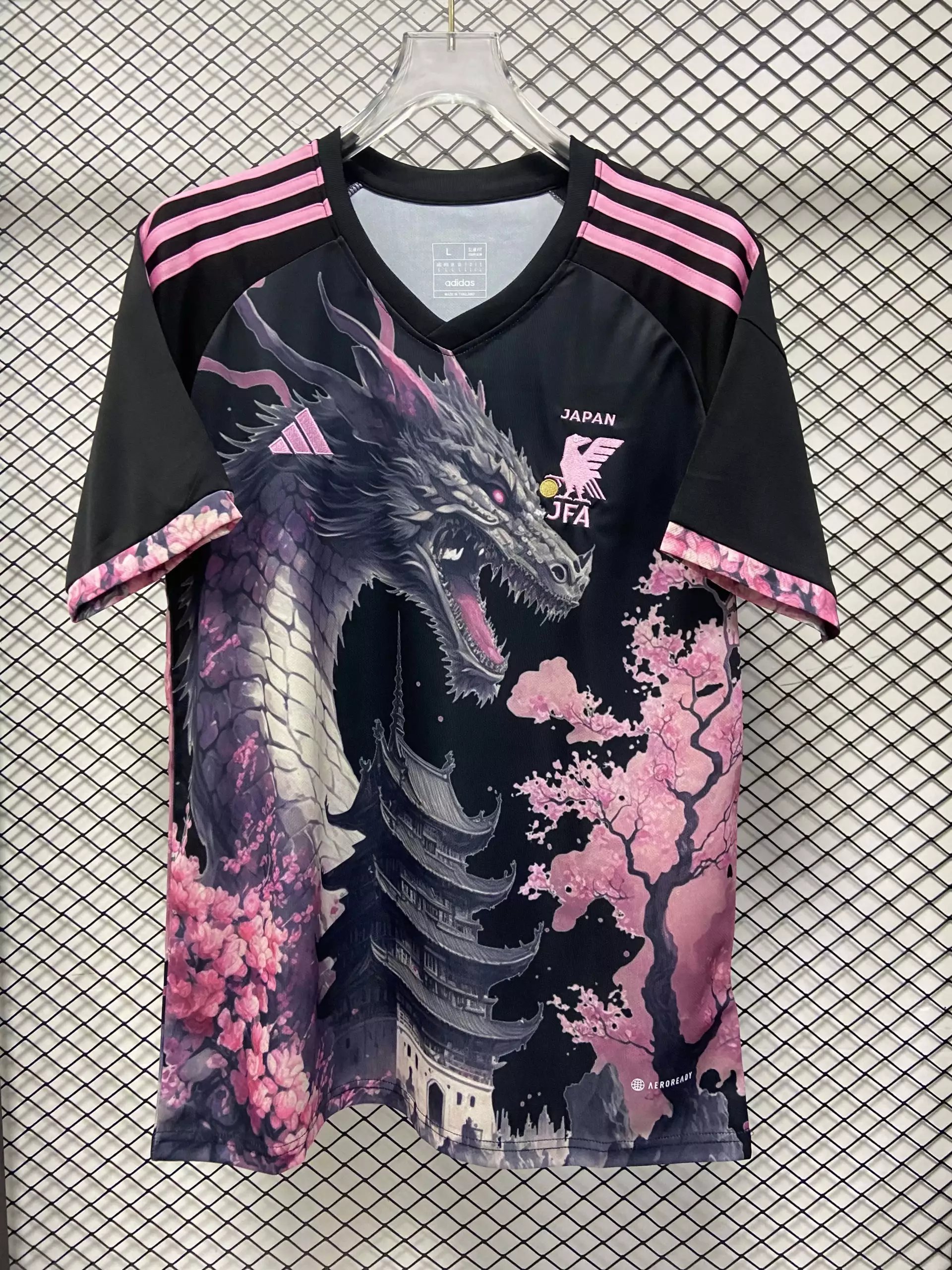 25 Black and pink 006