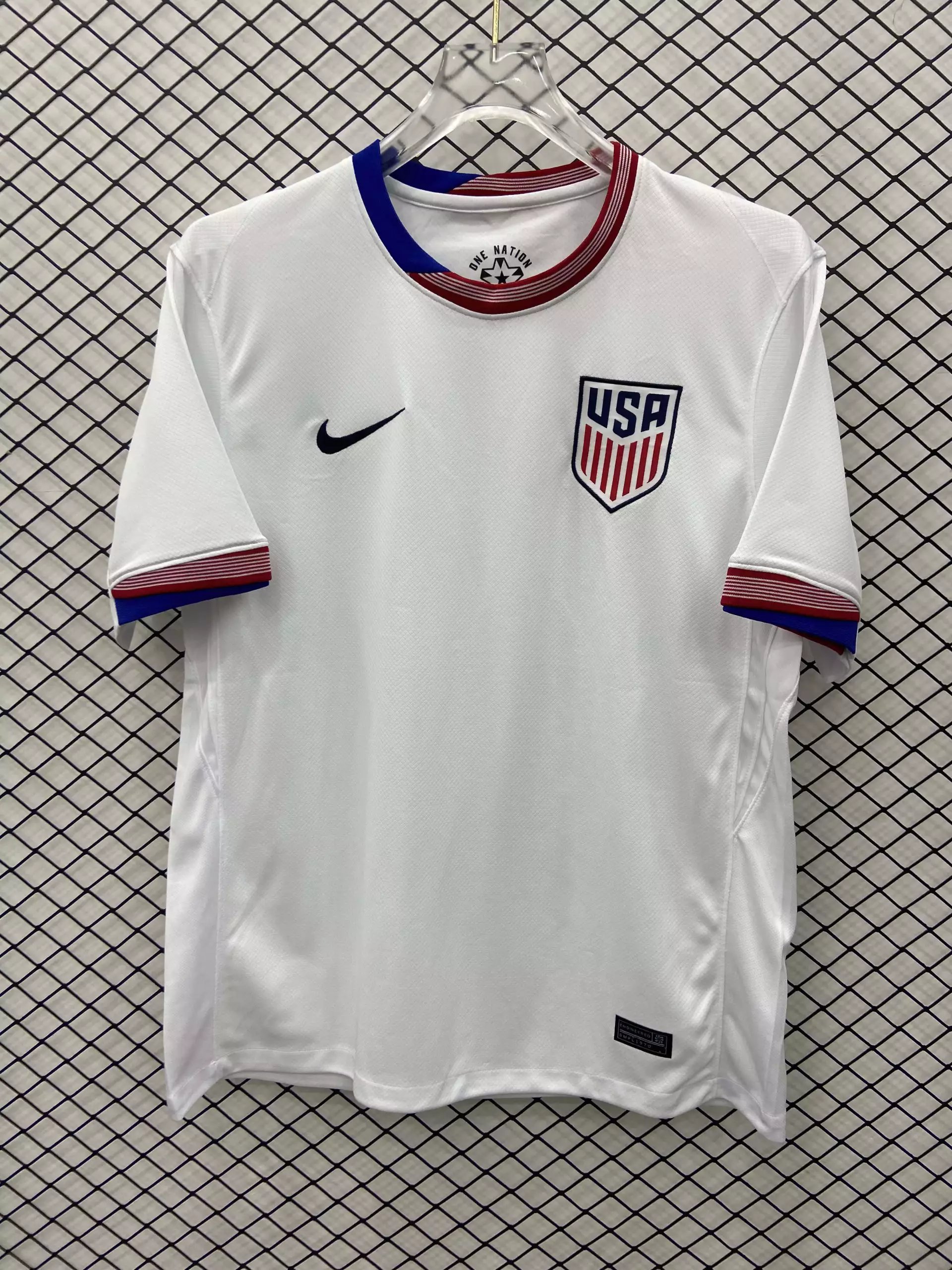 26 white 006