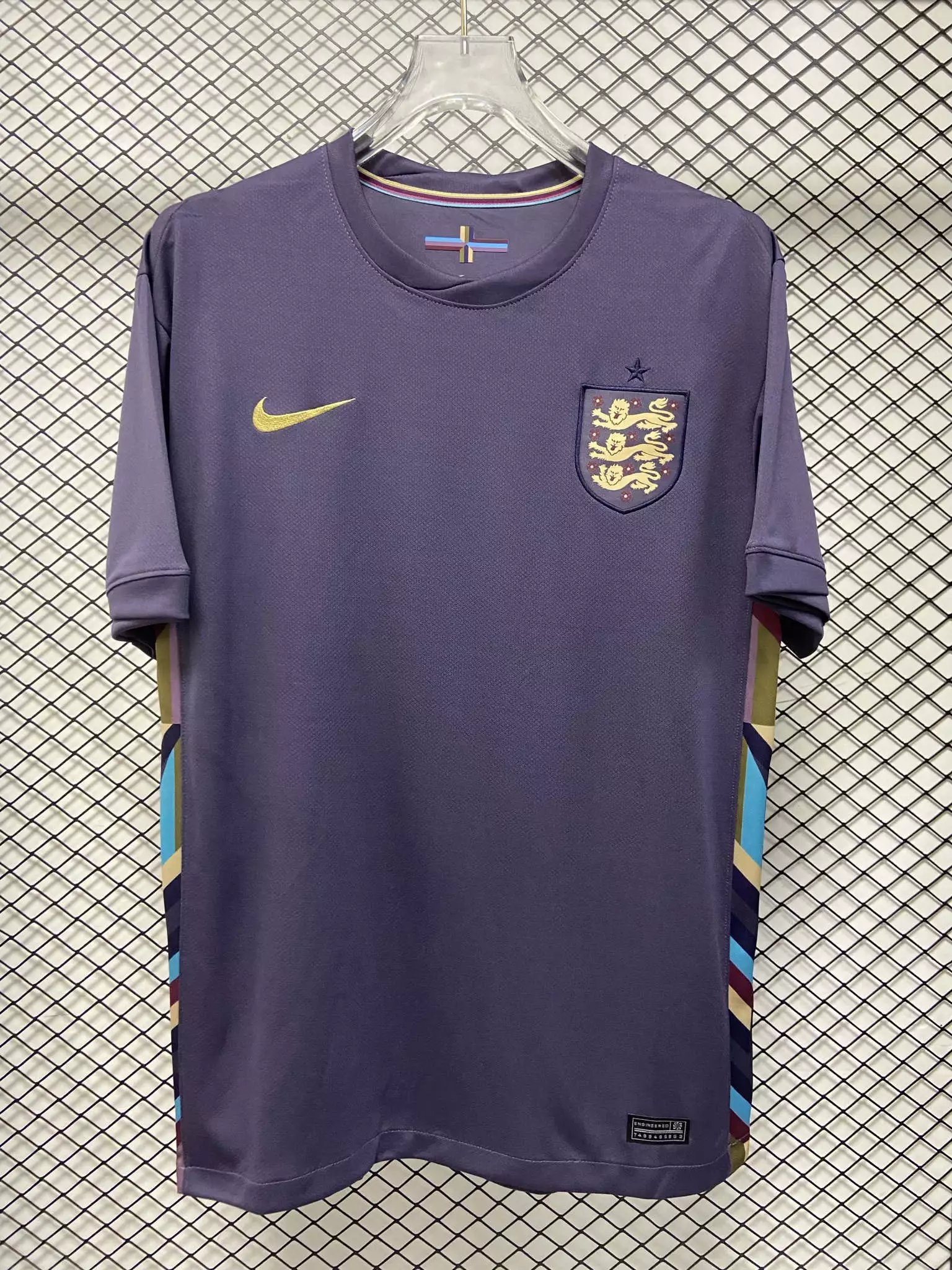 06 Purple 006
