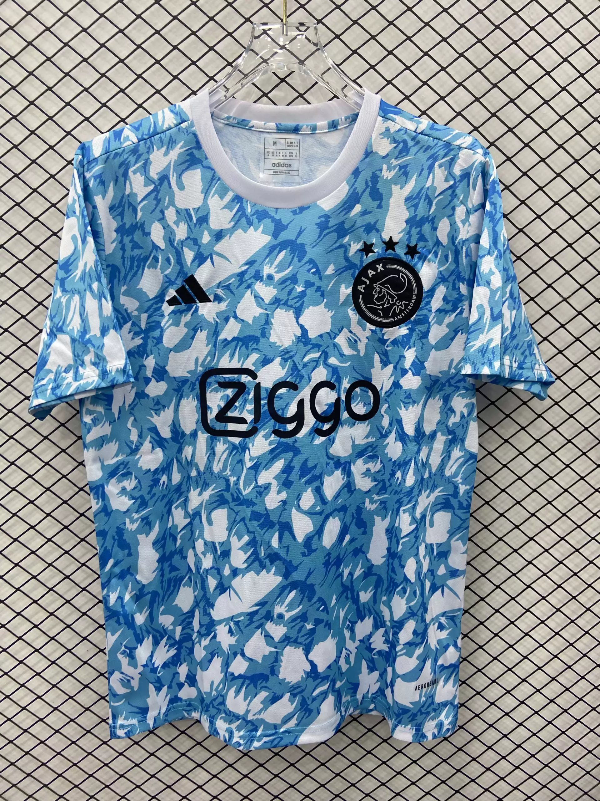 08 Blue 006