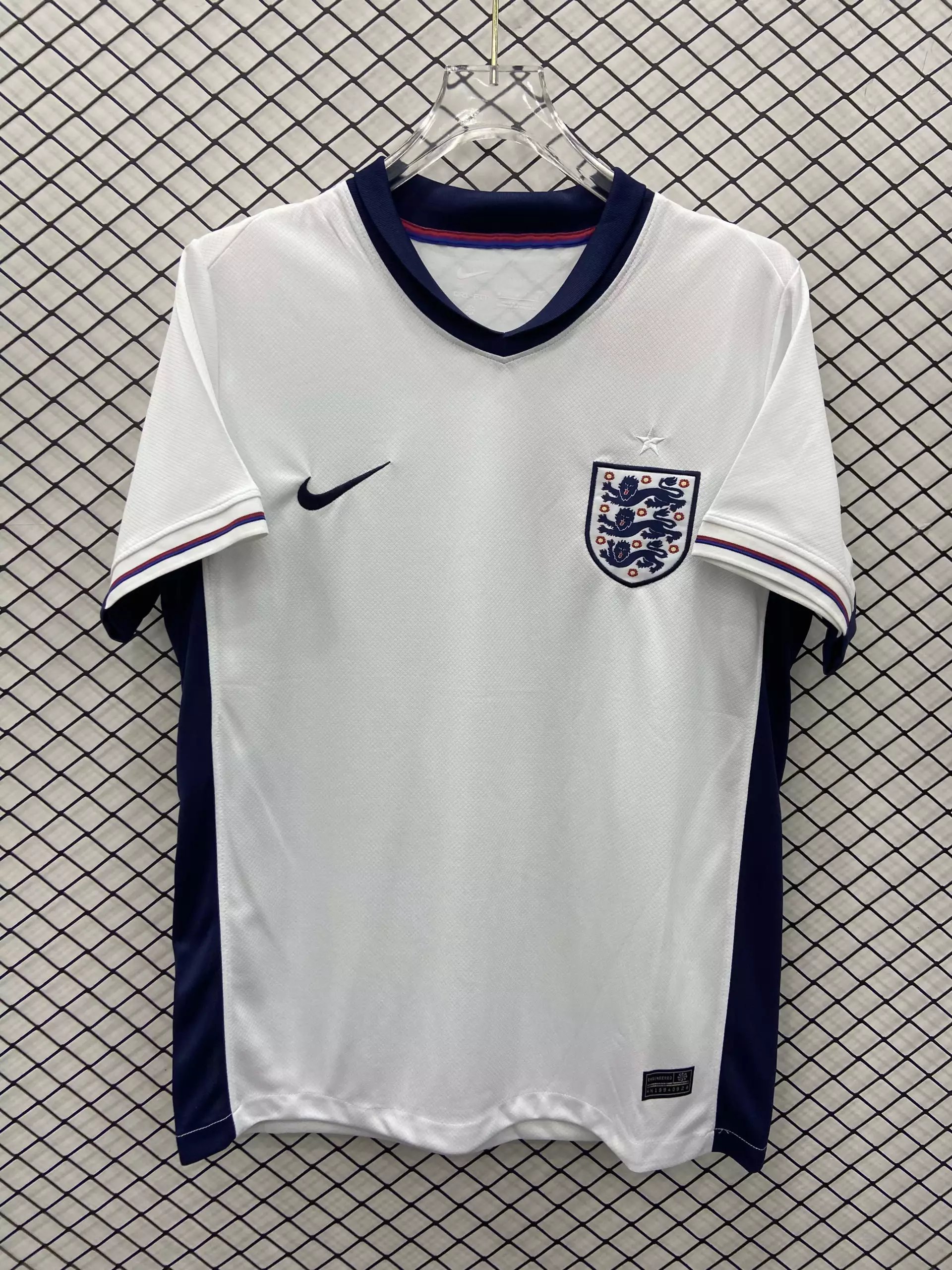 11 white.006