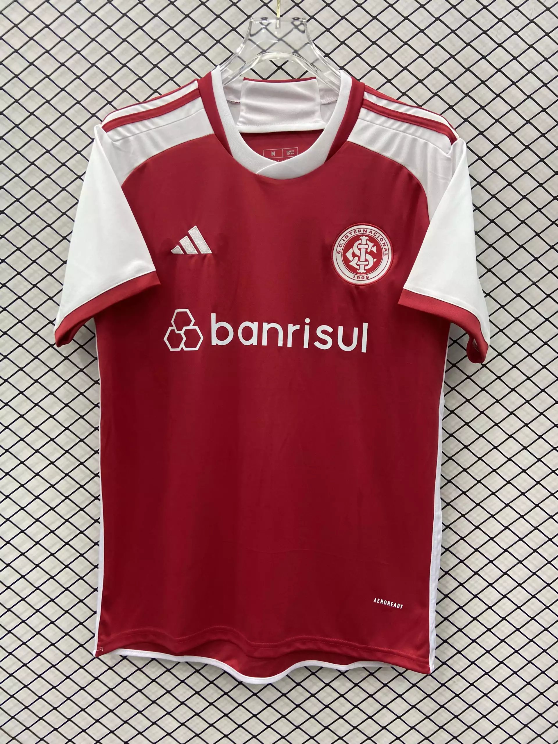 13 Red 006