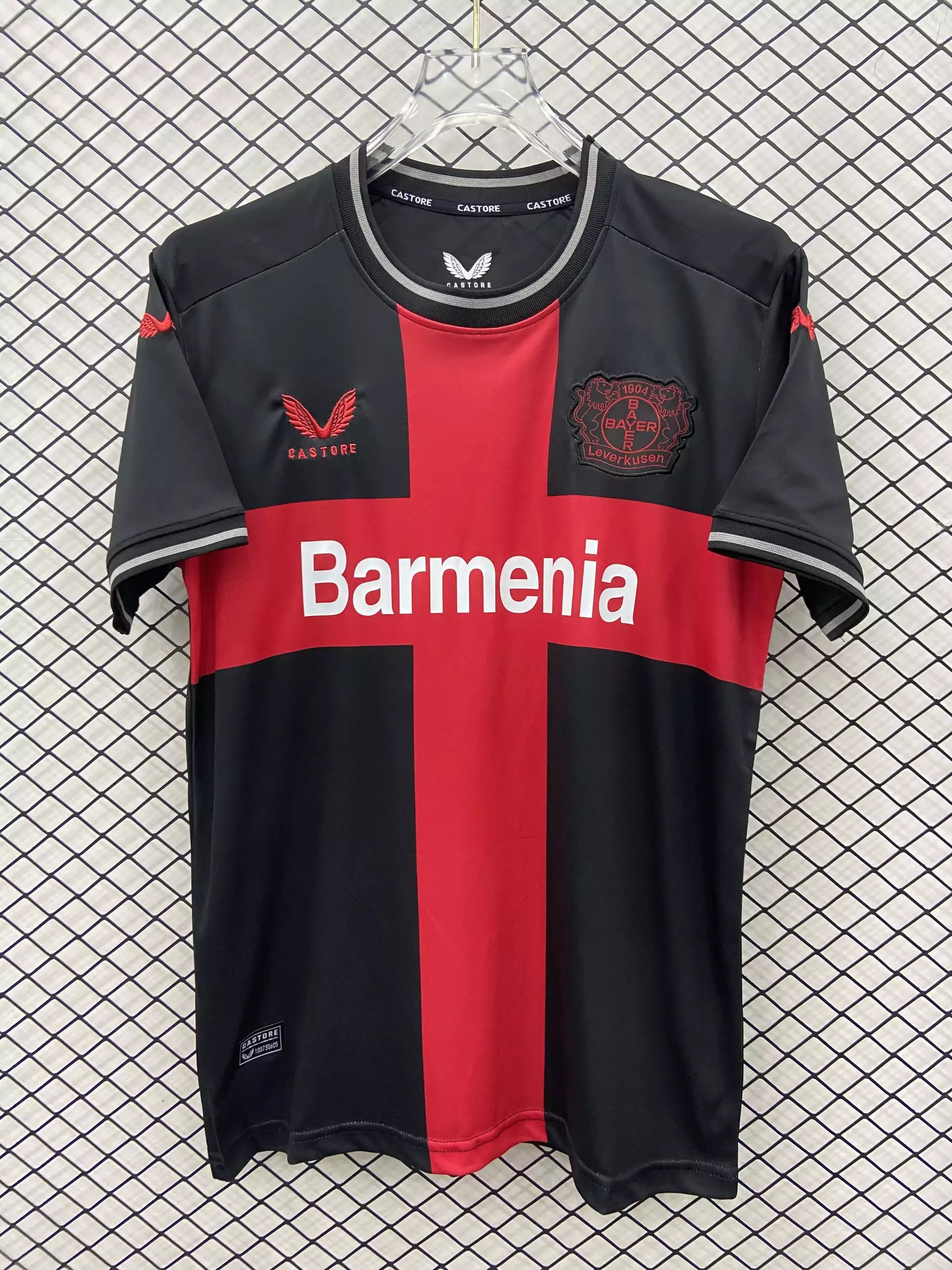 18 Black and red 006