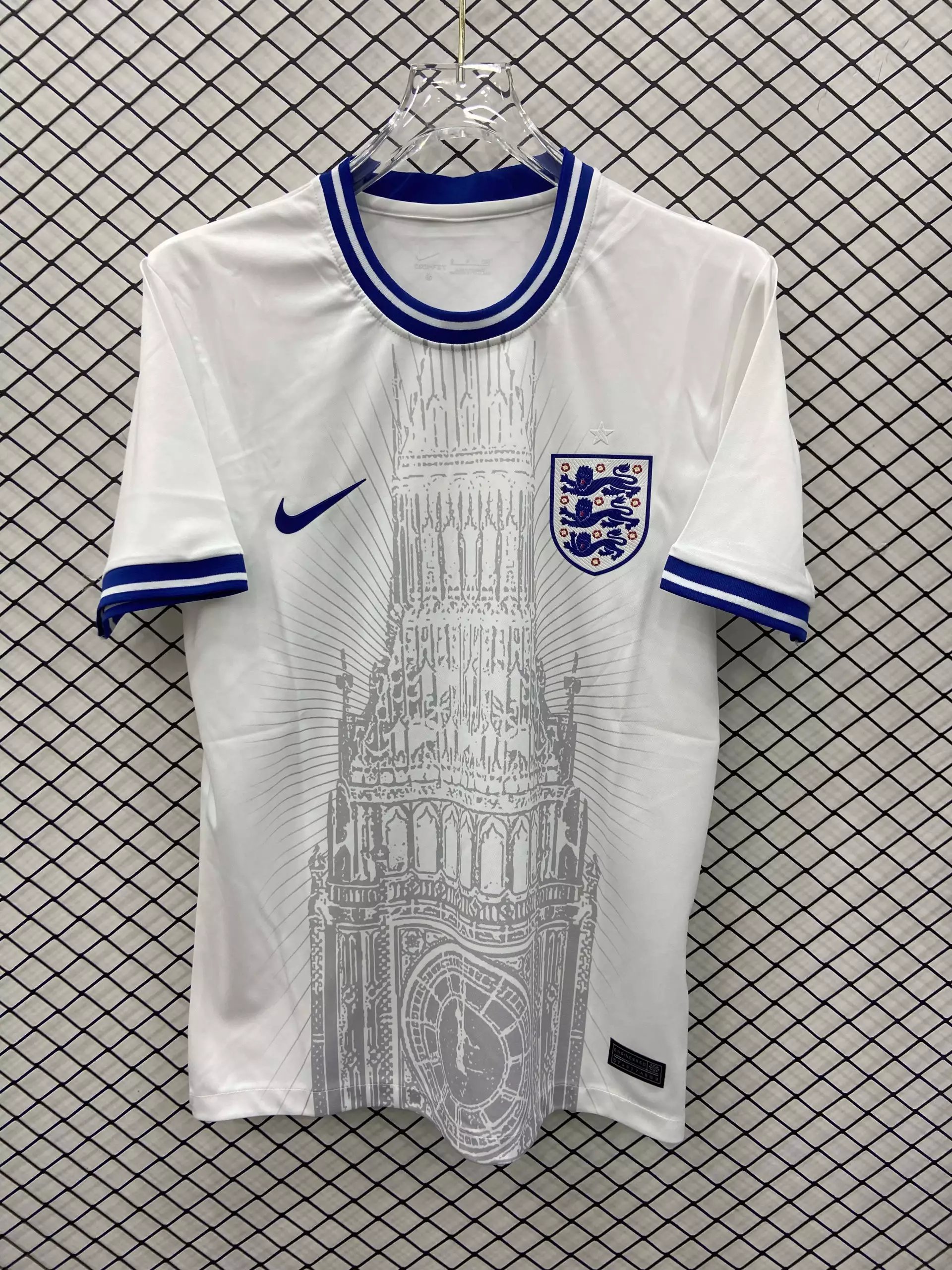 20 White 006
