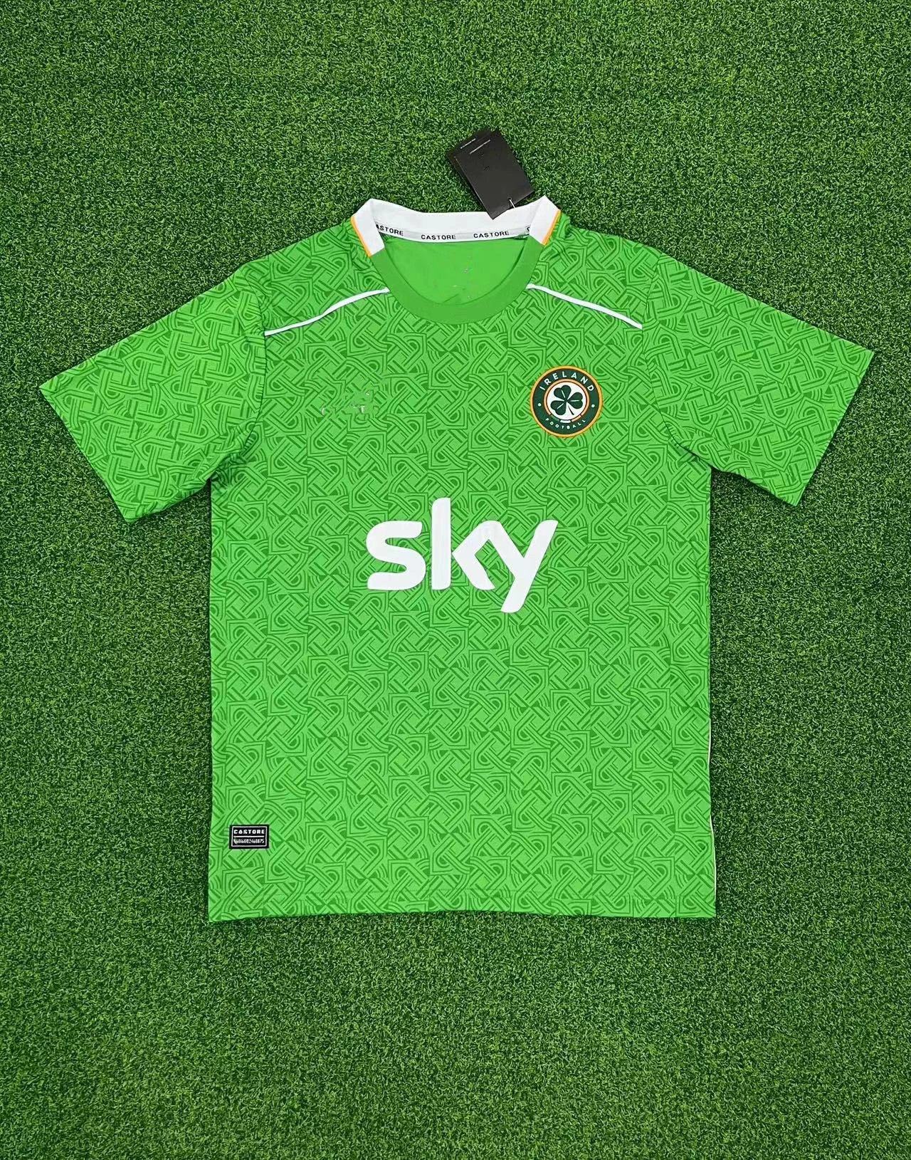01 Green 006