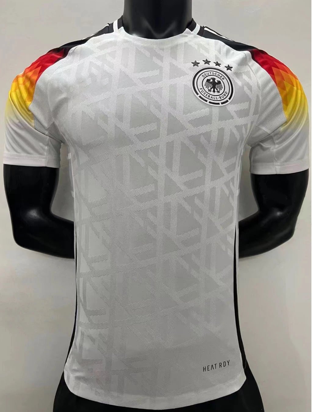 12 white 006