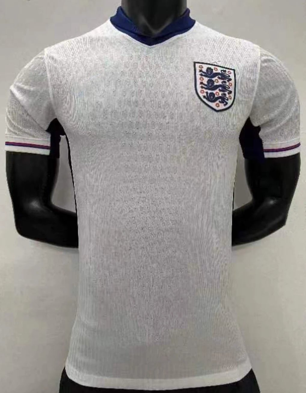 22 white 006