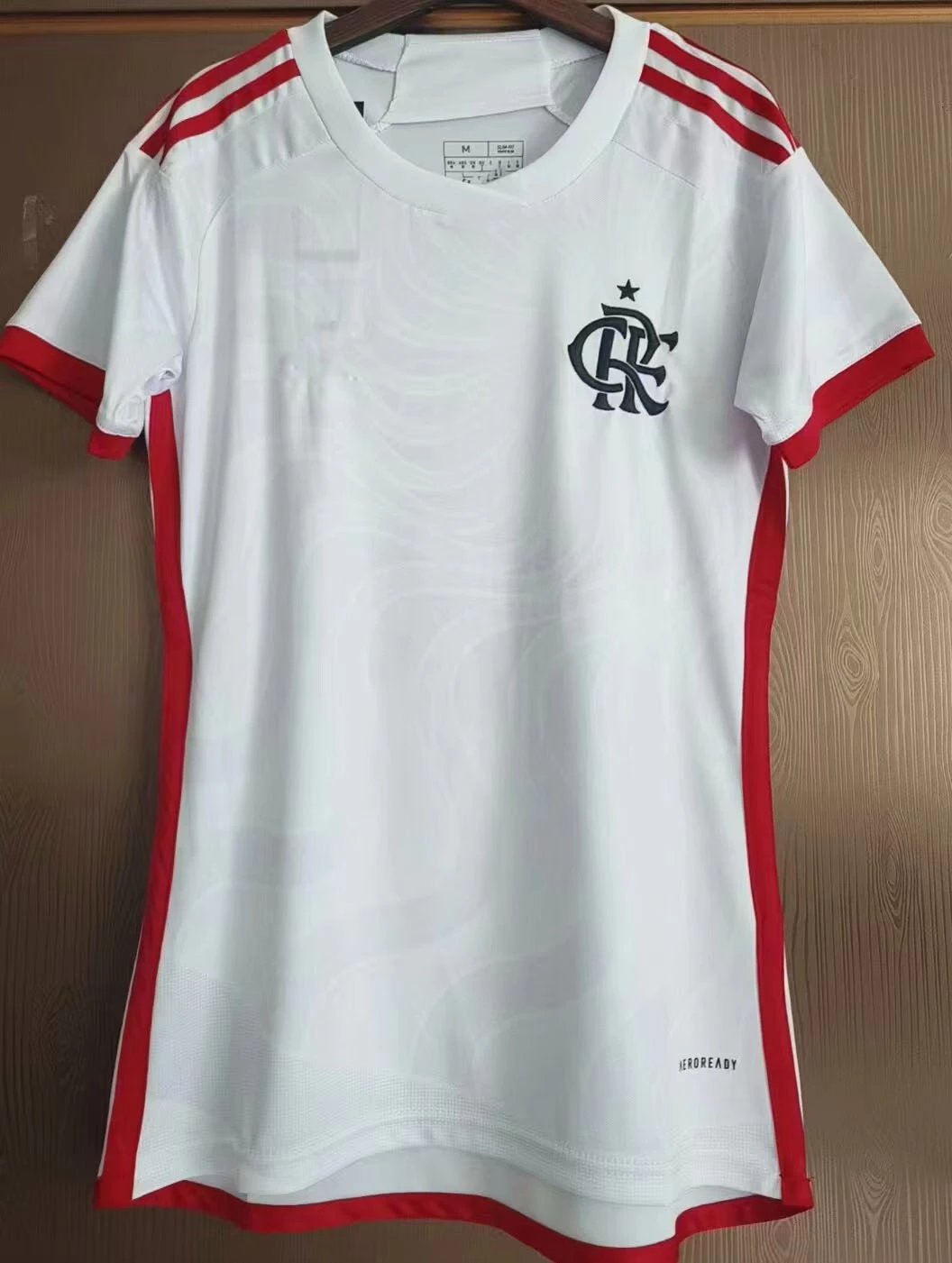 02 White 006