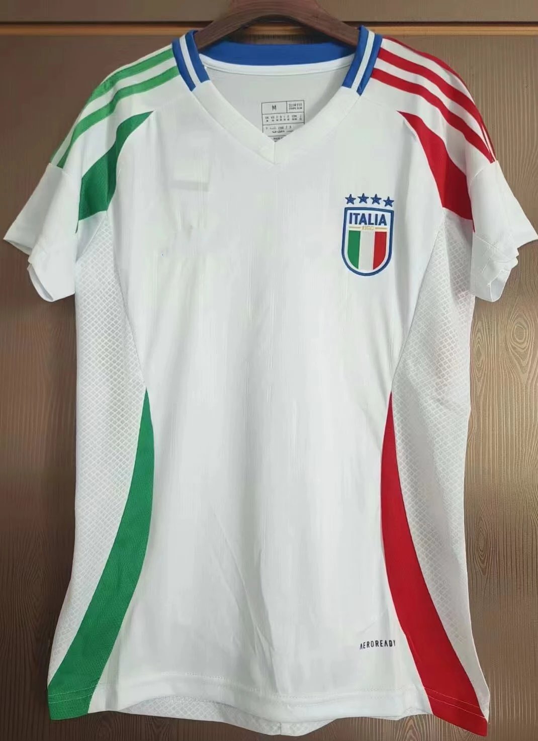 05 White 006