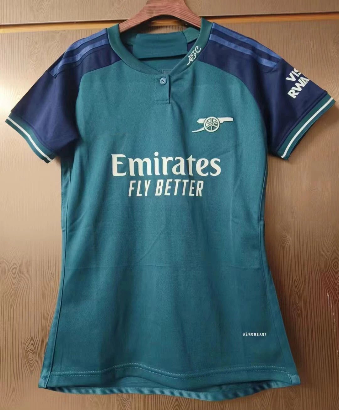 19 Blue 006
