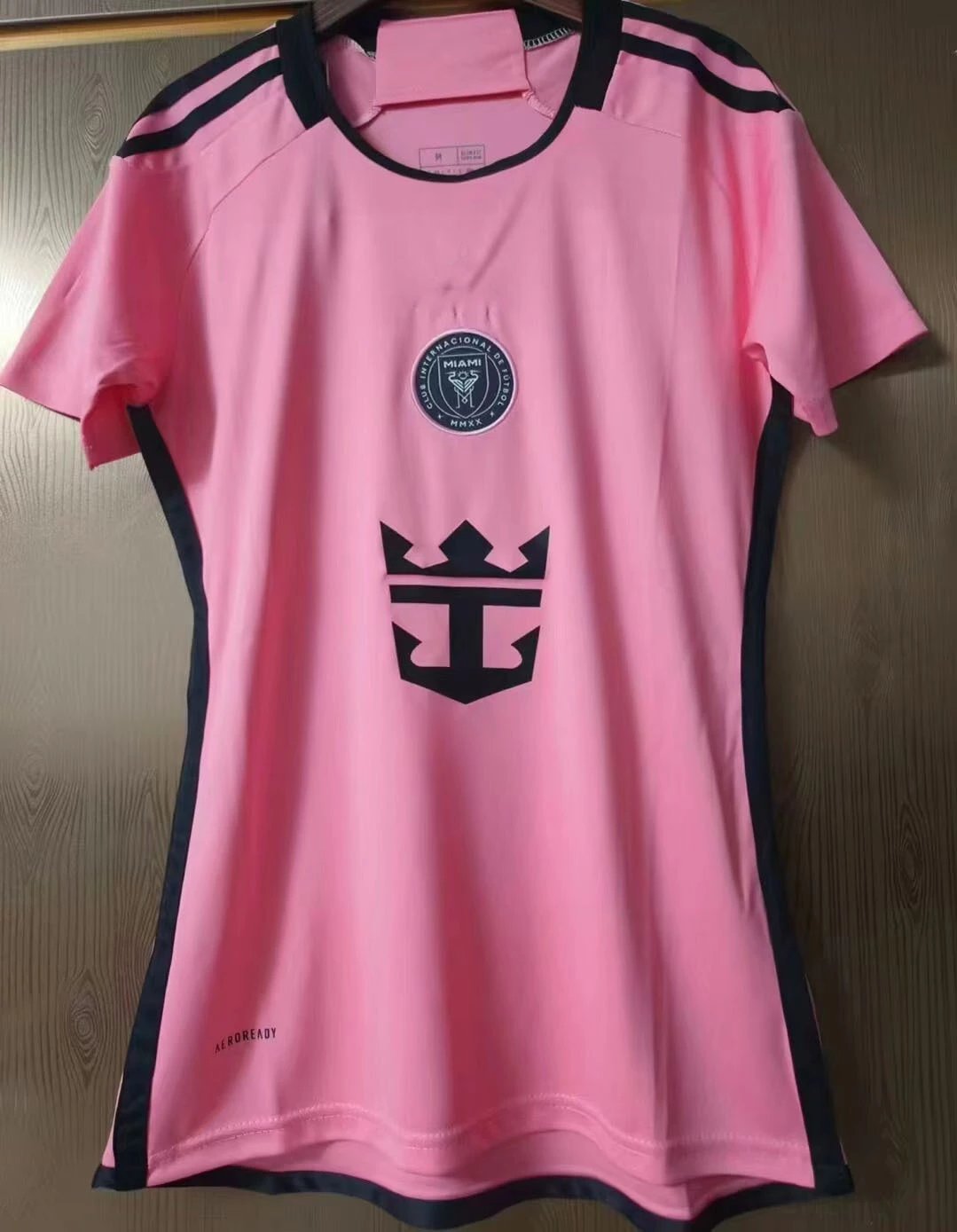 29 Pink 006