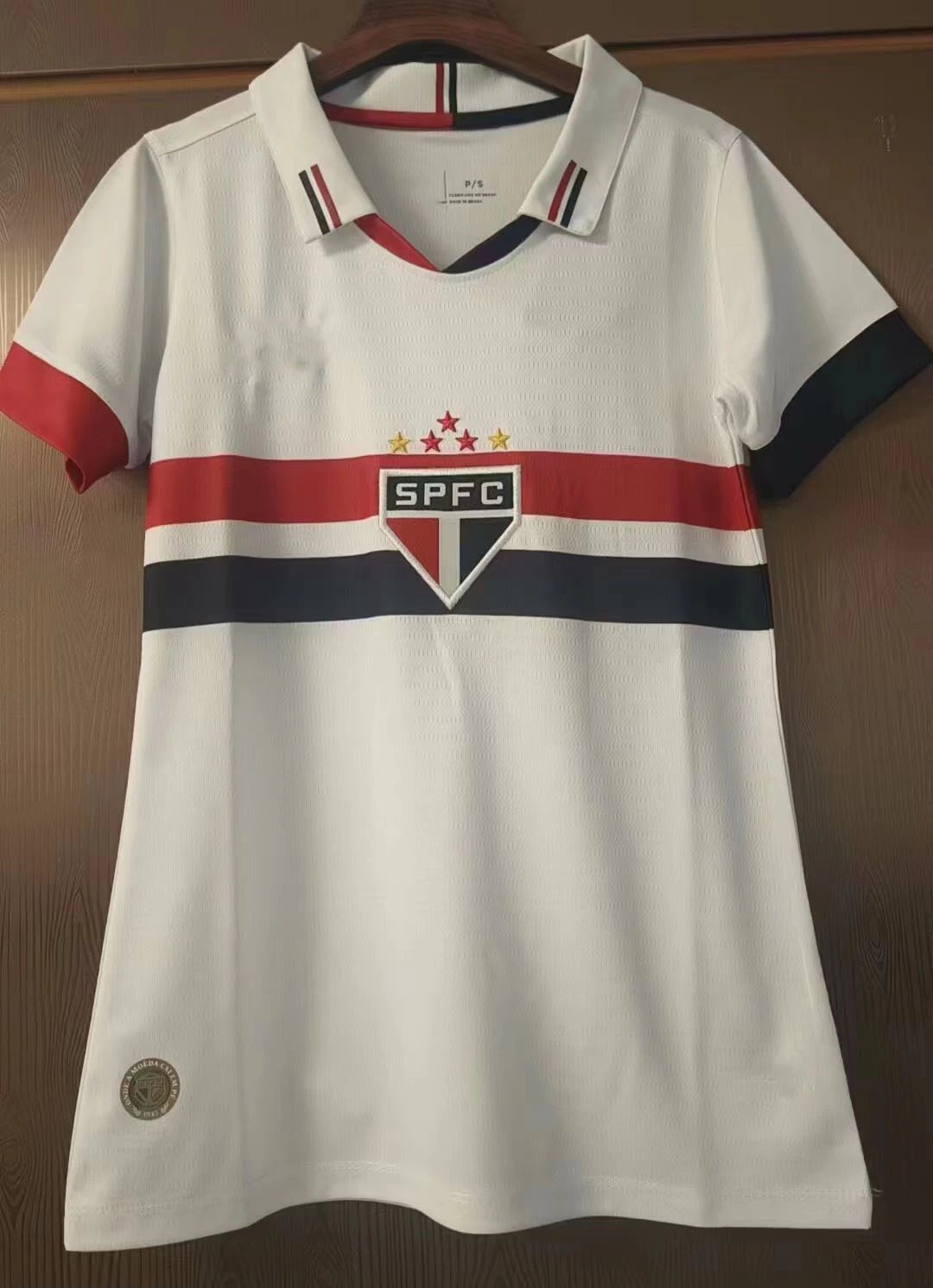 31 white 006