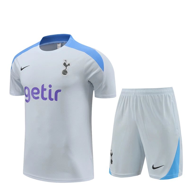 17 White 006