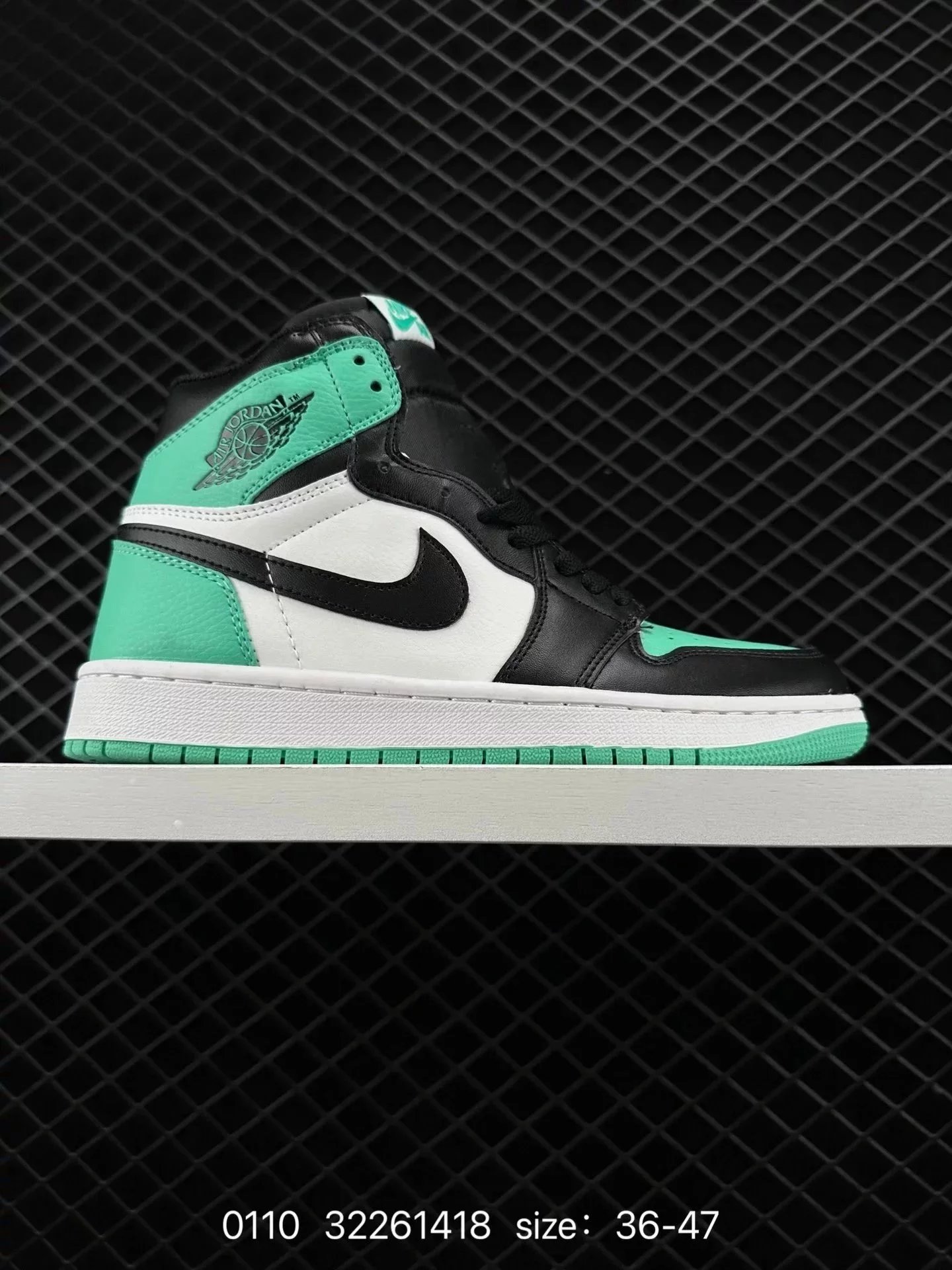 Black and green high-top 002