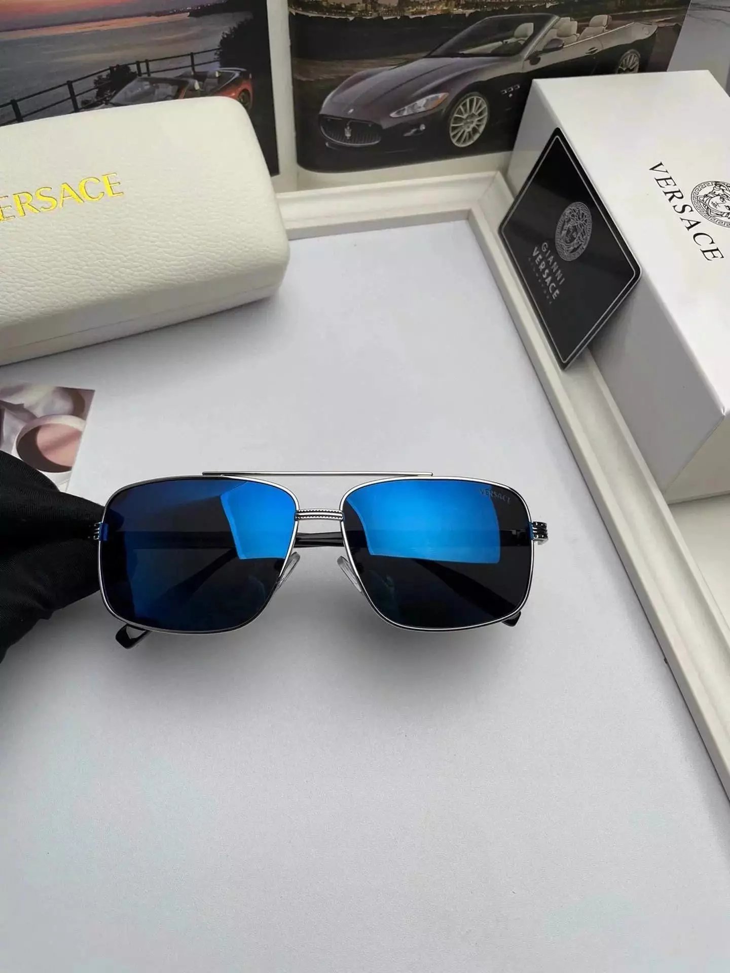 24 Black 006