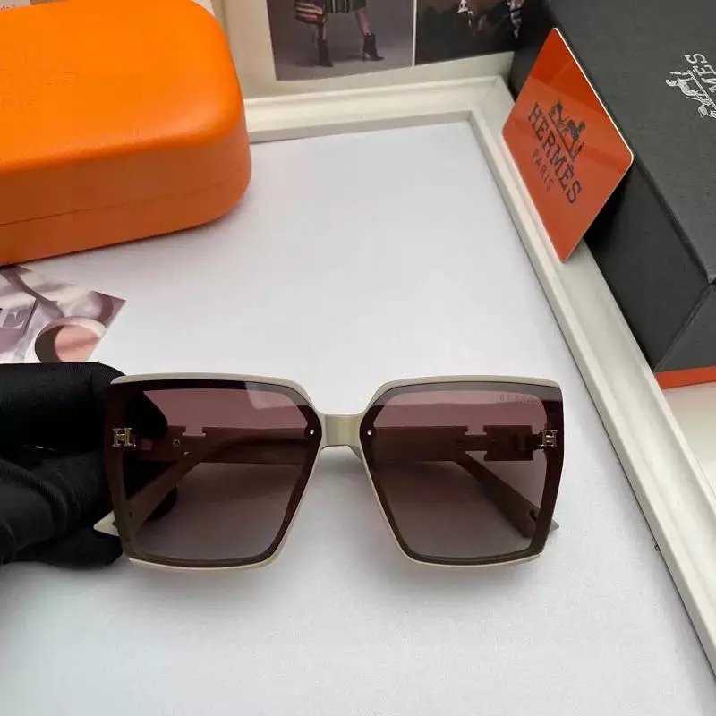 17 Off-white 006