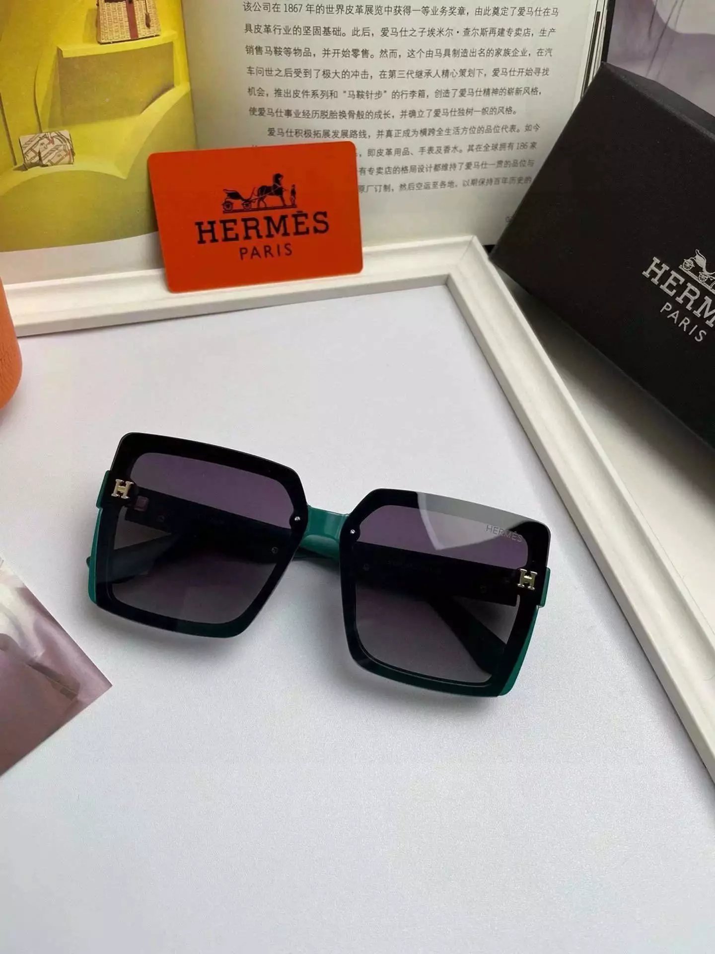 01 Black 006
