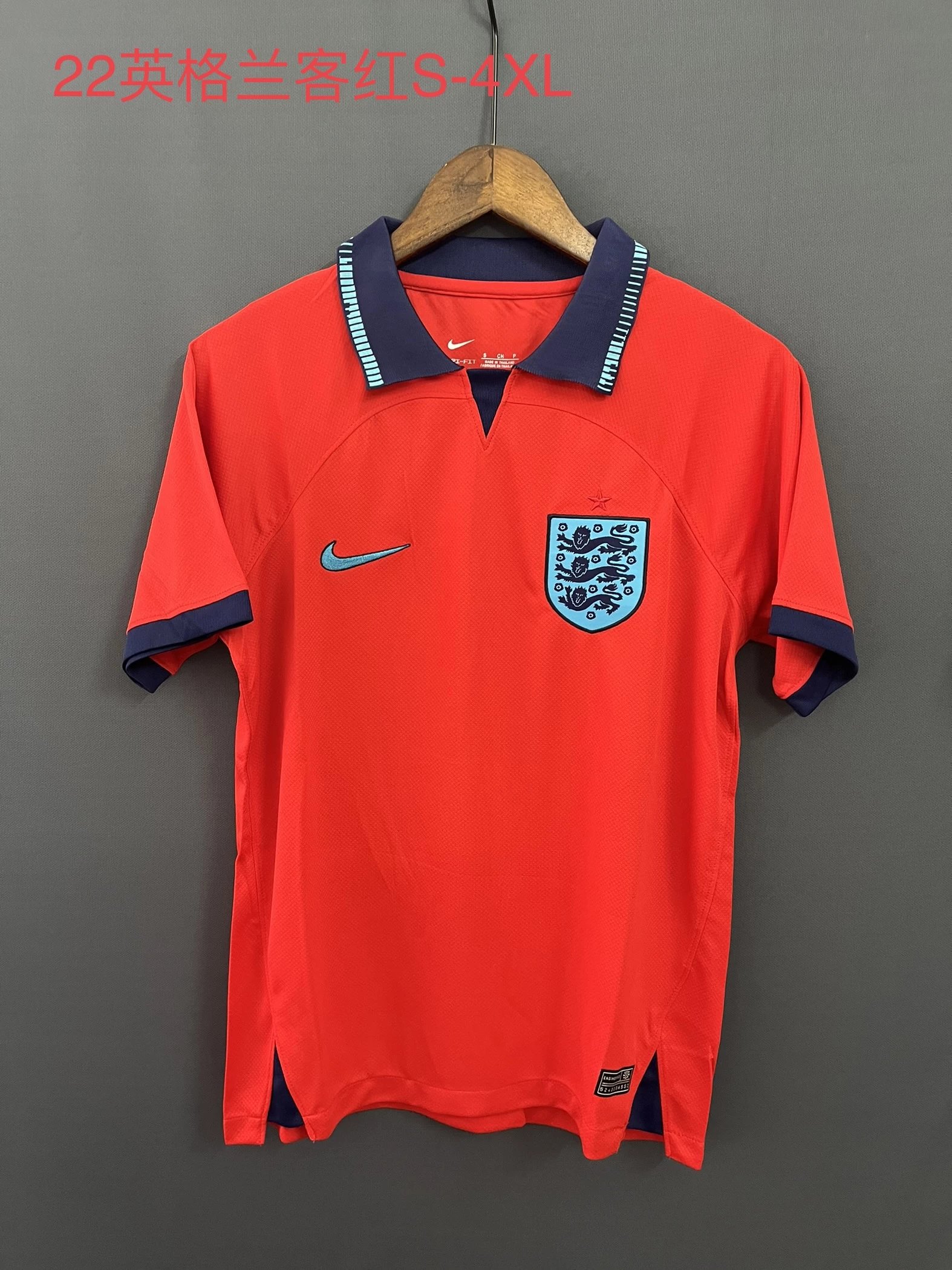 04 Red 006