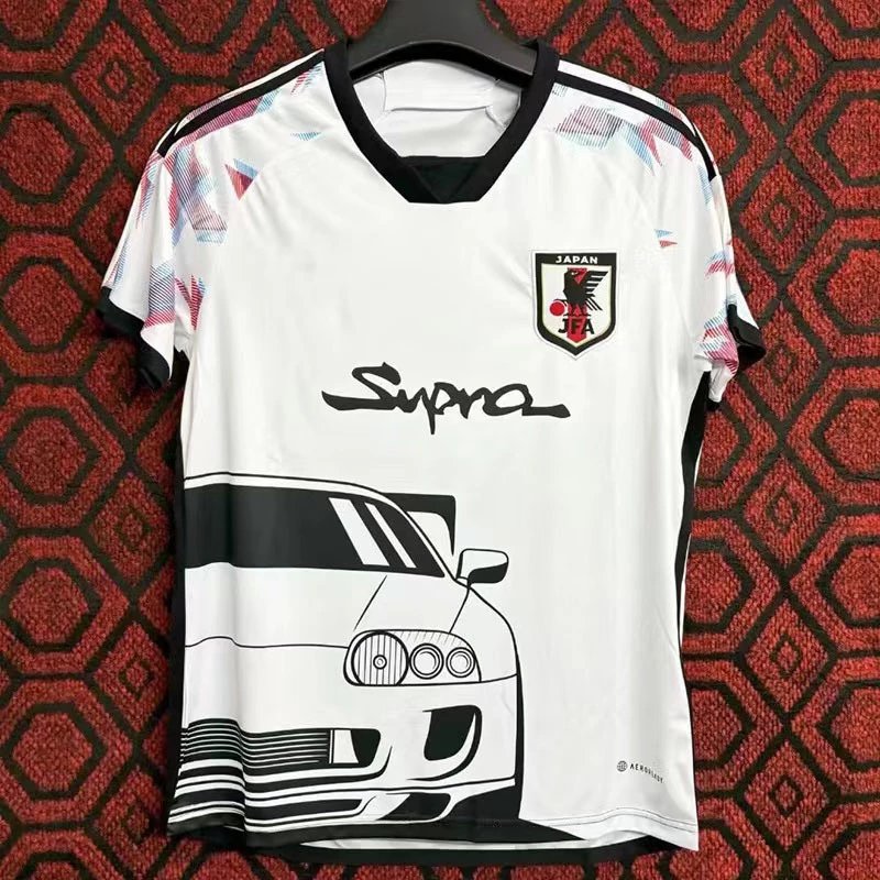 05 White 006