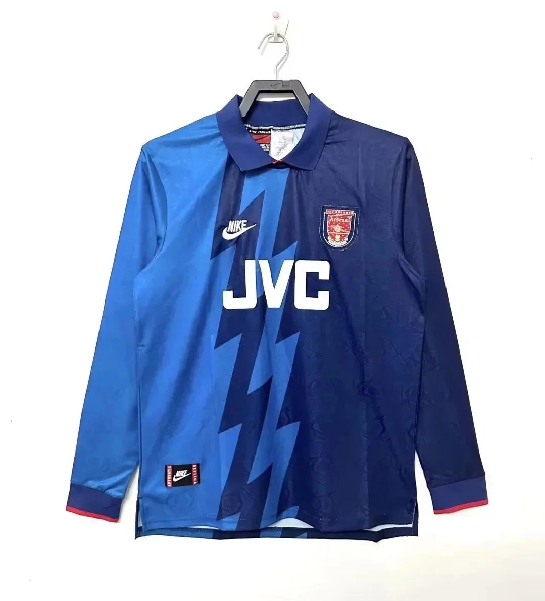 Blue White Red 005