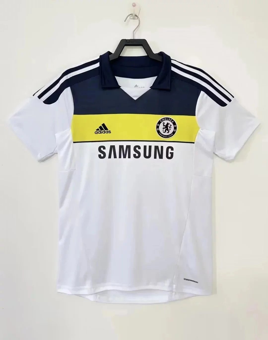 White, black, and yellow 005