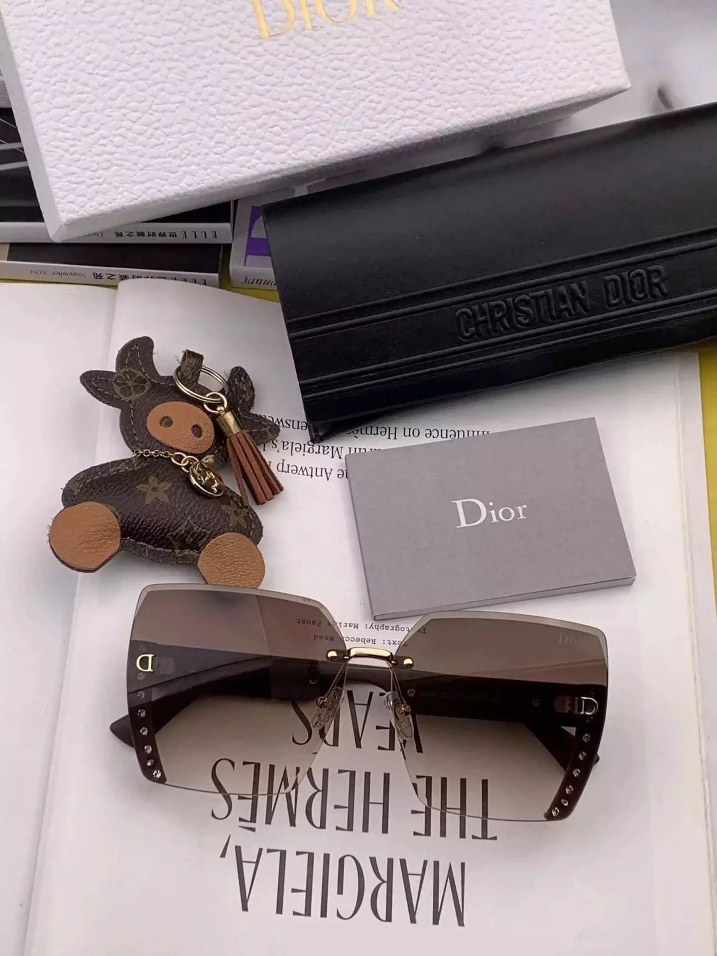 08 Dark brown 006