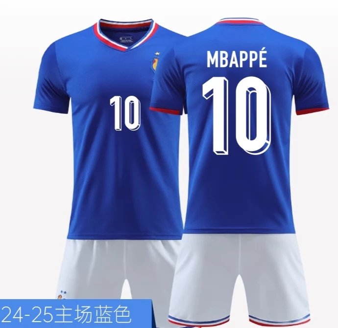01 Mbappé