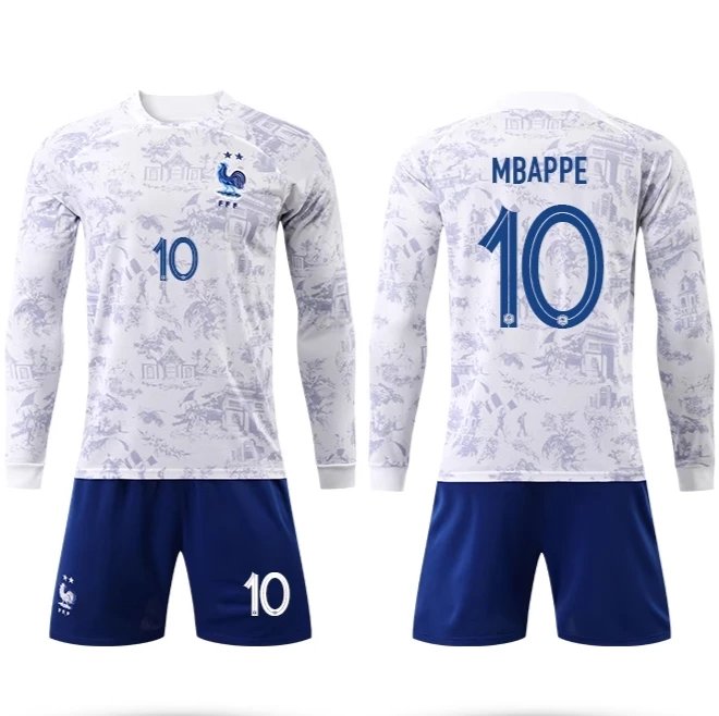 08 Mbappé