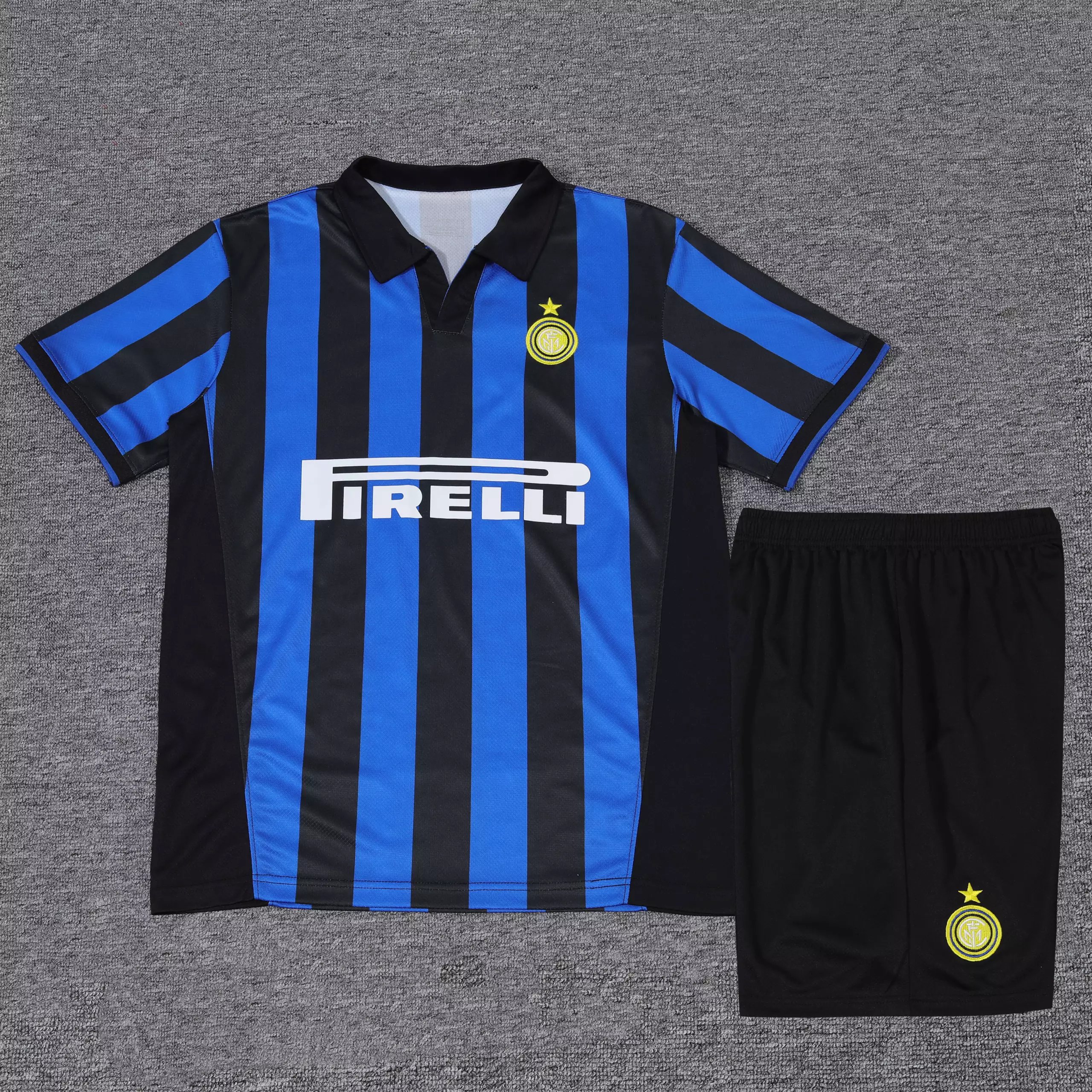 37 Blue 006