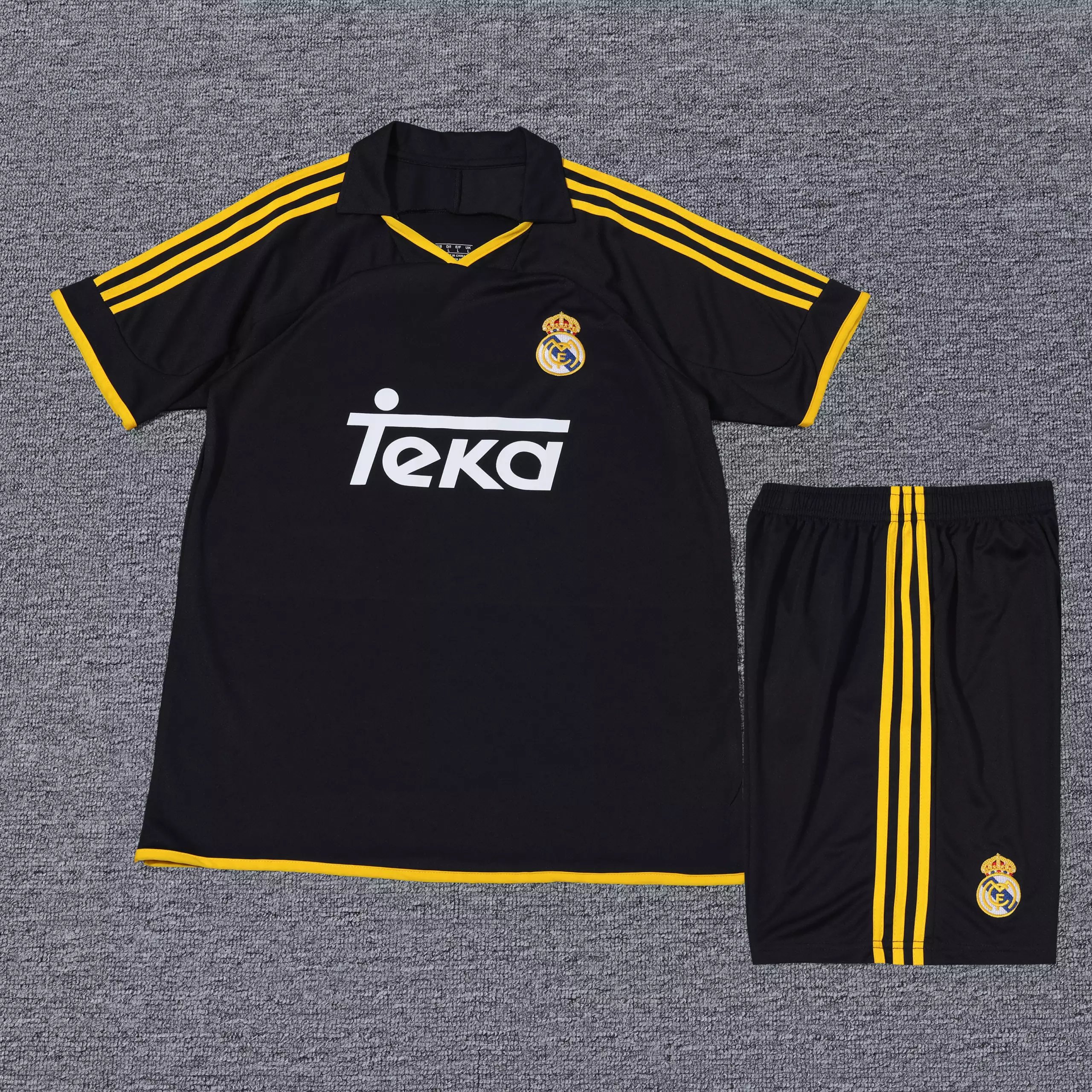 39 black 006