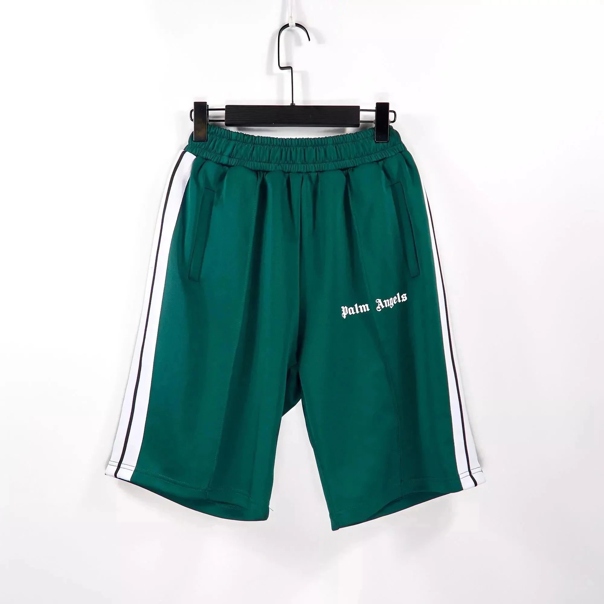 Green White Black Edge 002