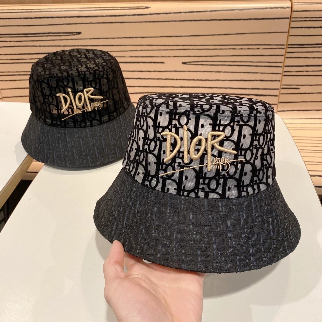 05 Black