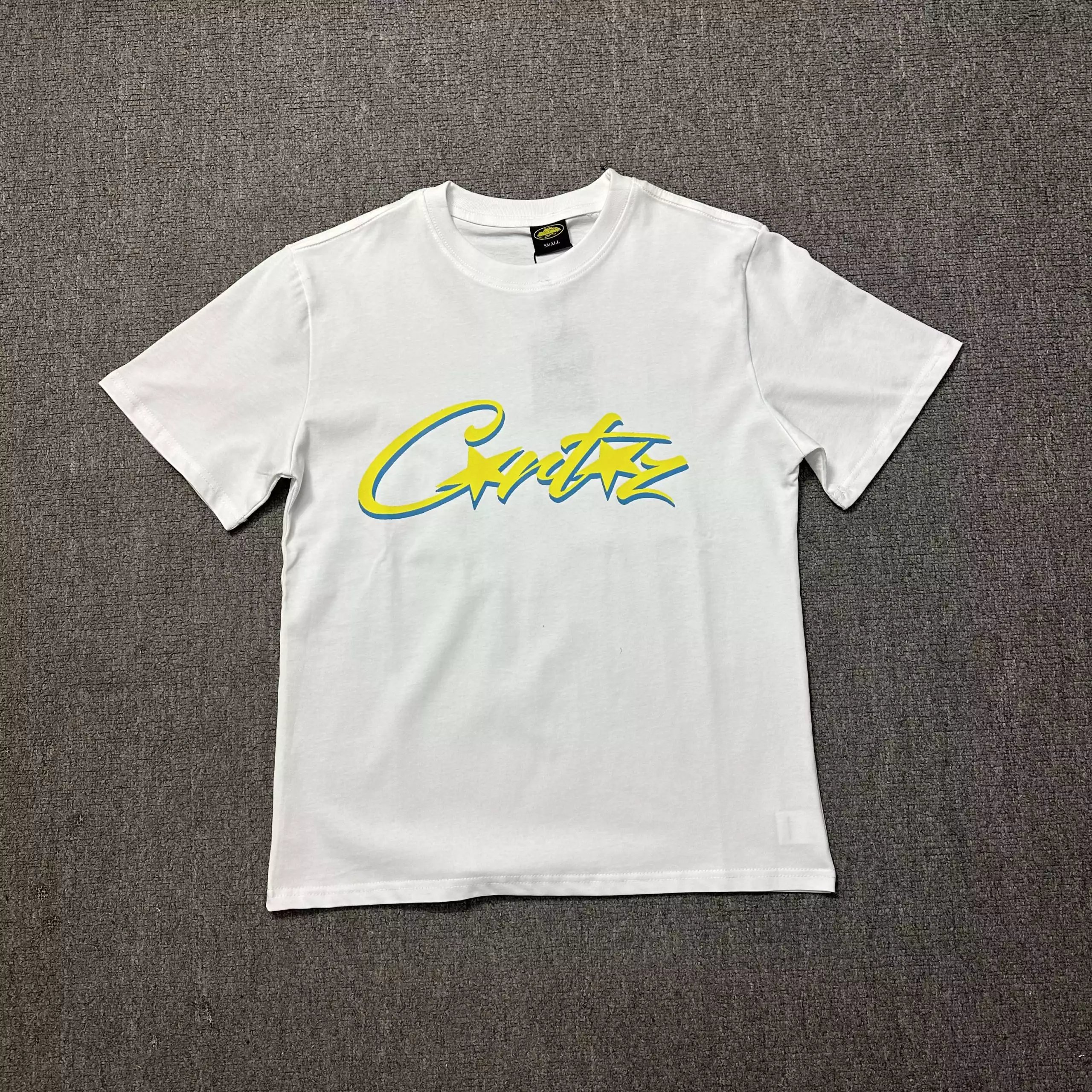 32 white