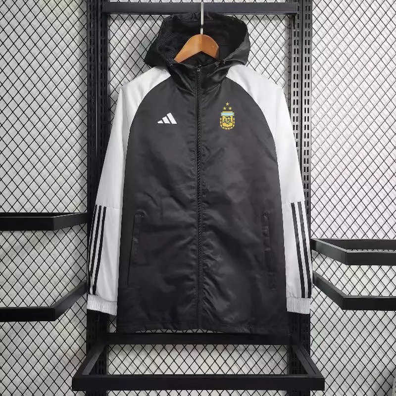 13 Black 006