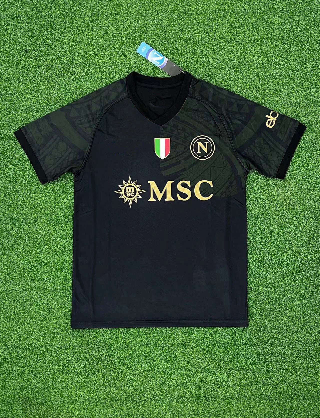 26 Black 006