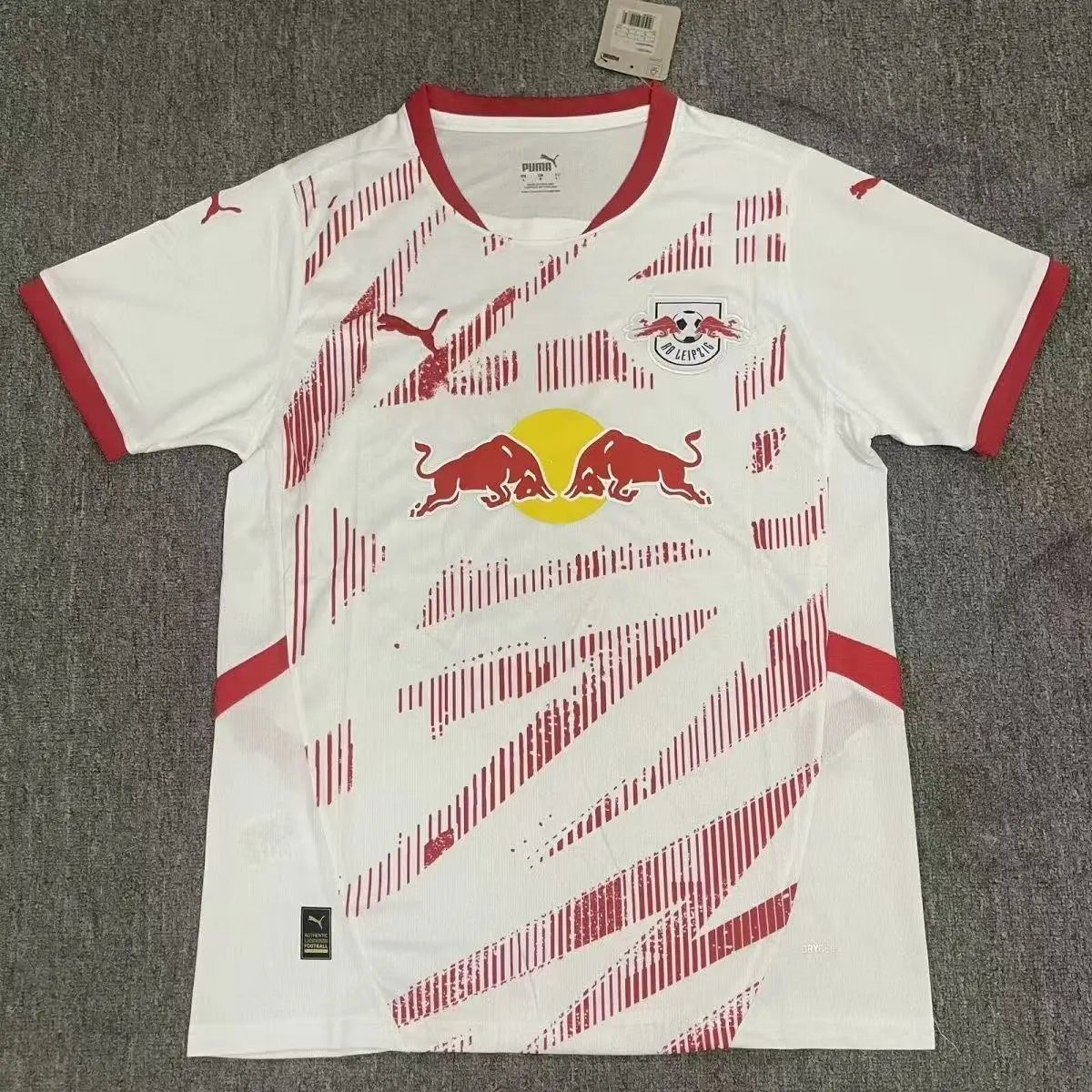 35 white 006