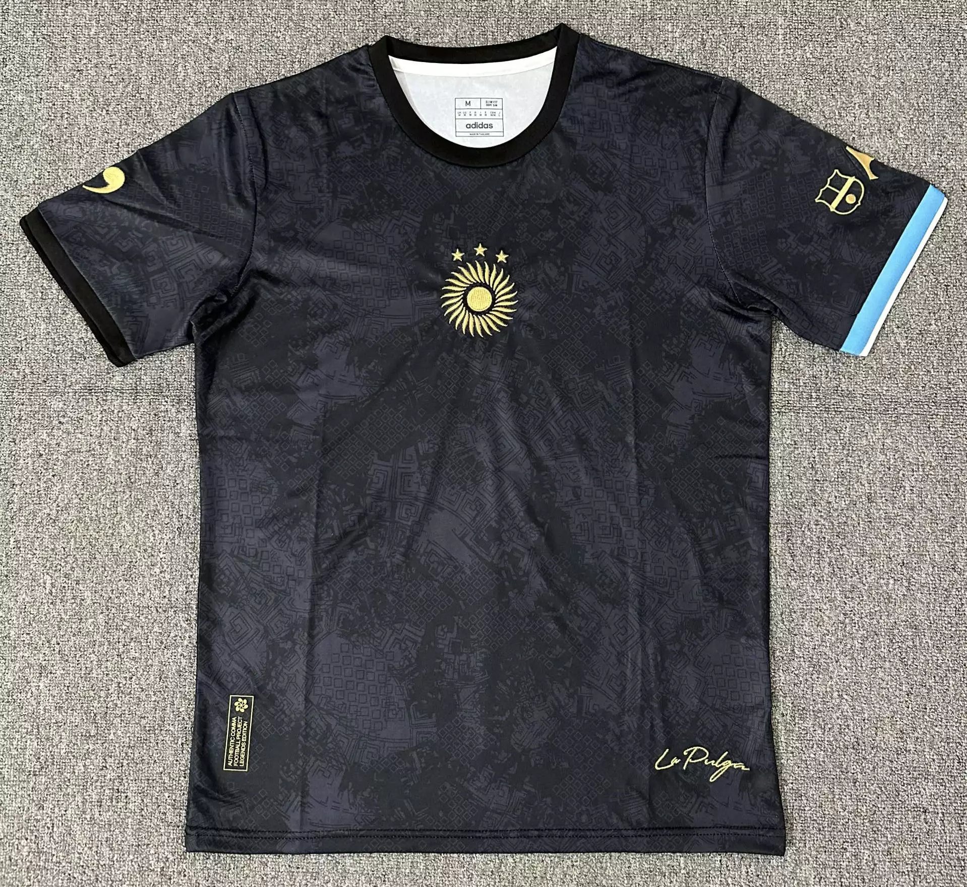33 black 006