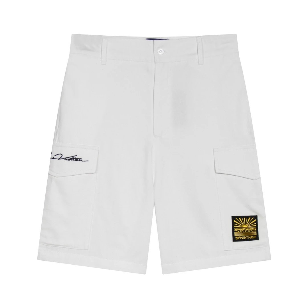 29 white