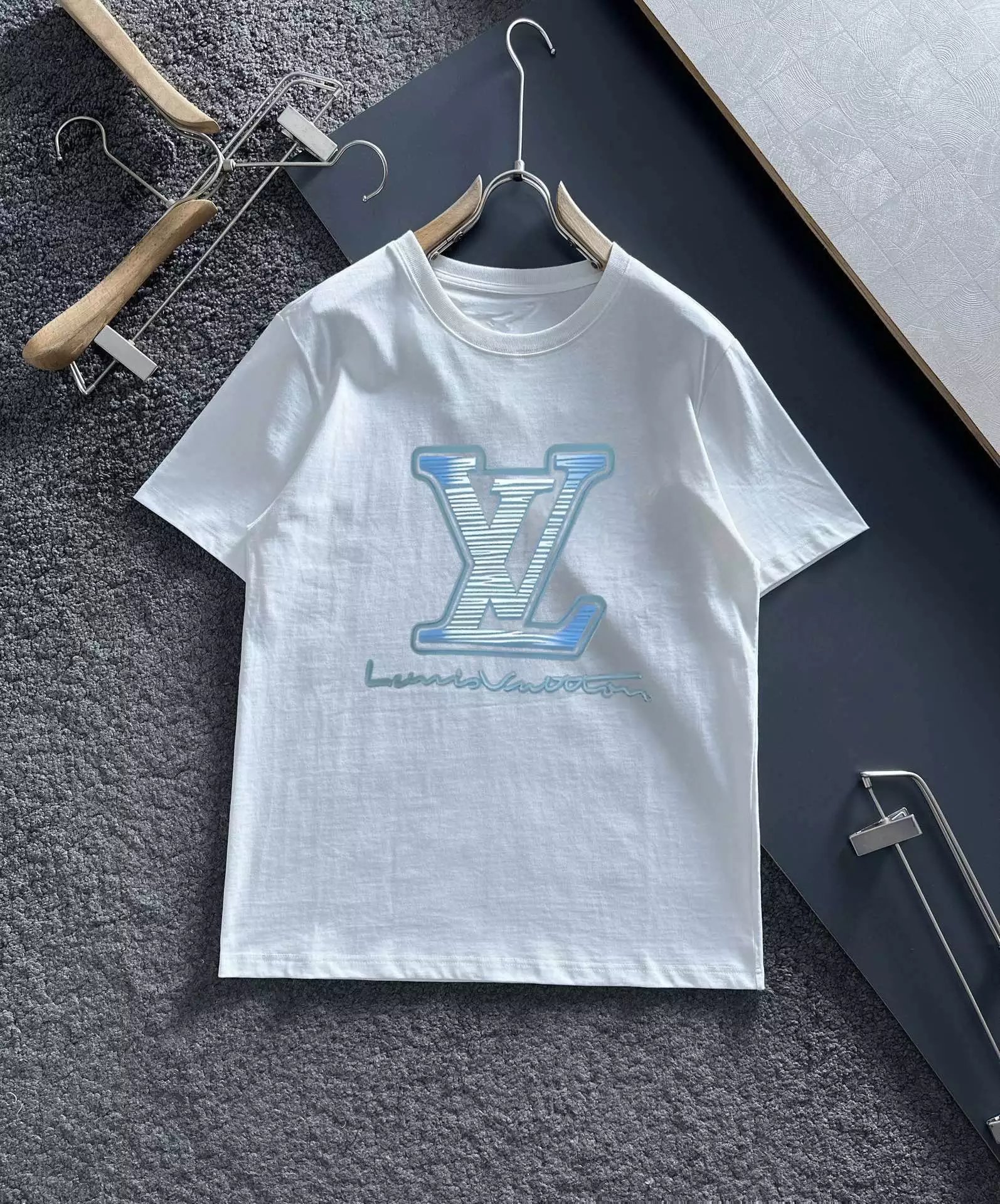 24 white