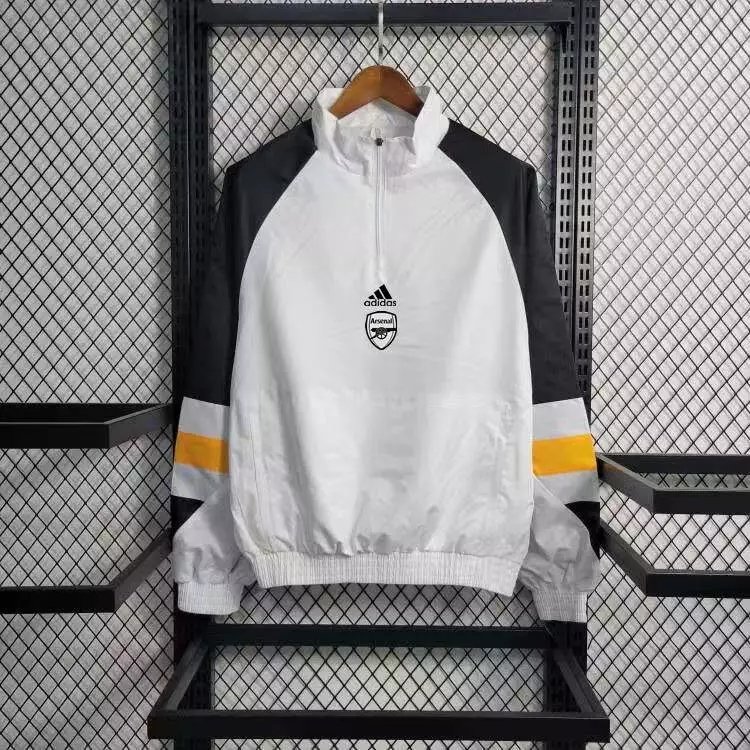 03 White 006
