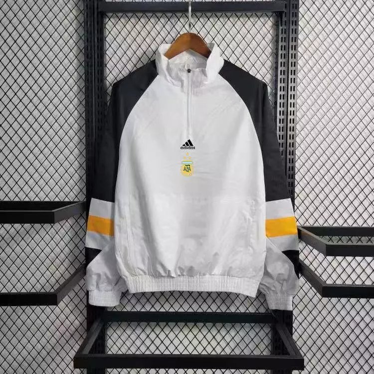 04 White 006