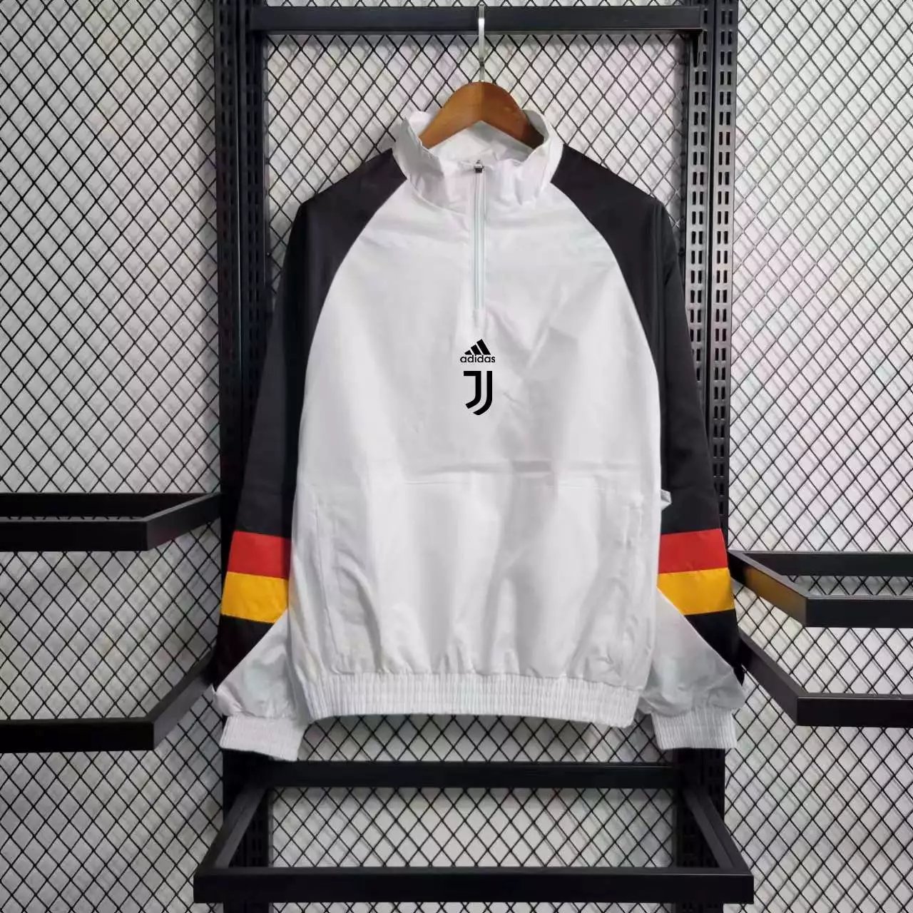 16 white 006