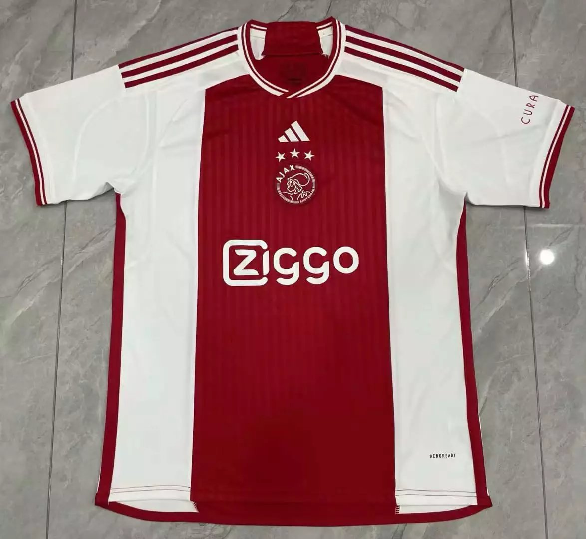 23 White and red 006