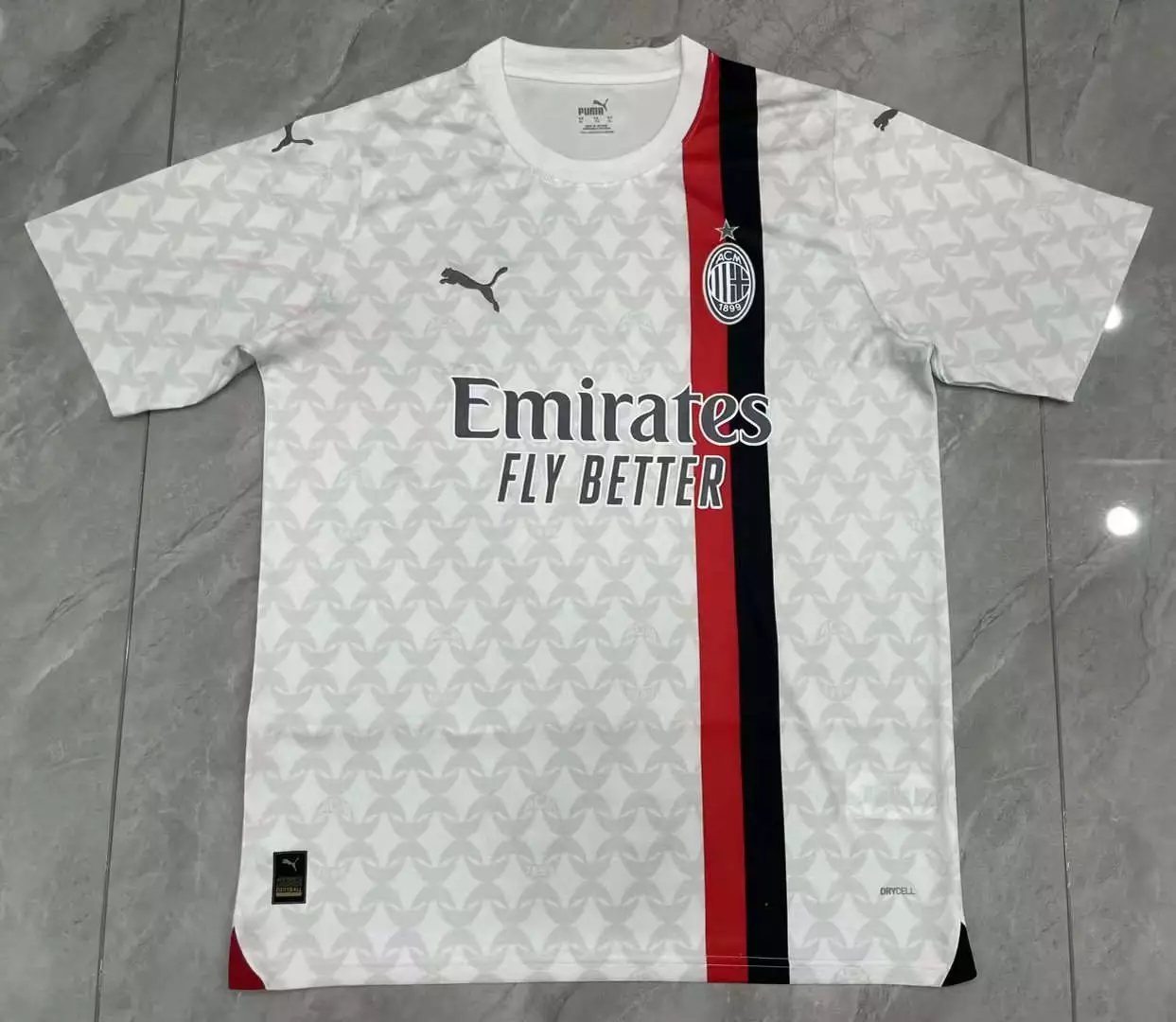 30 White 006