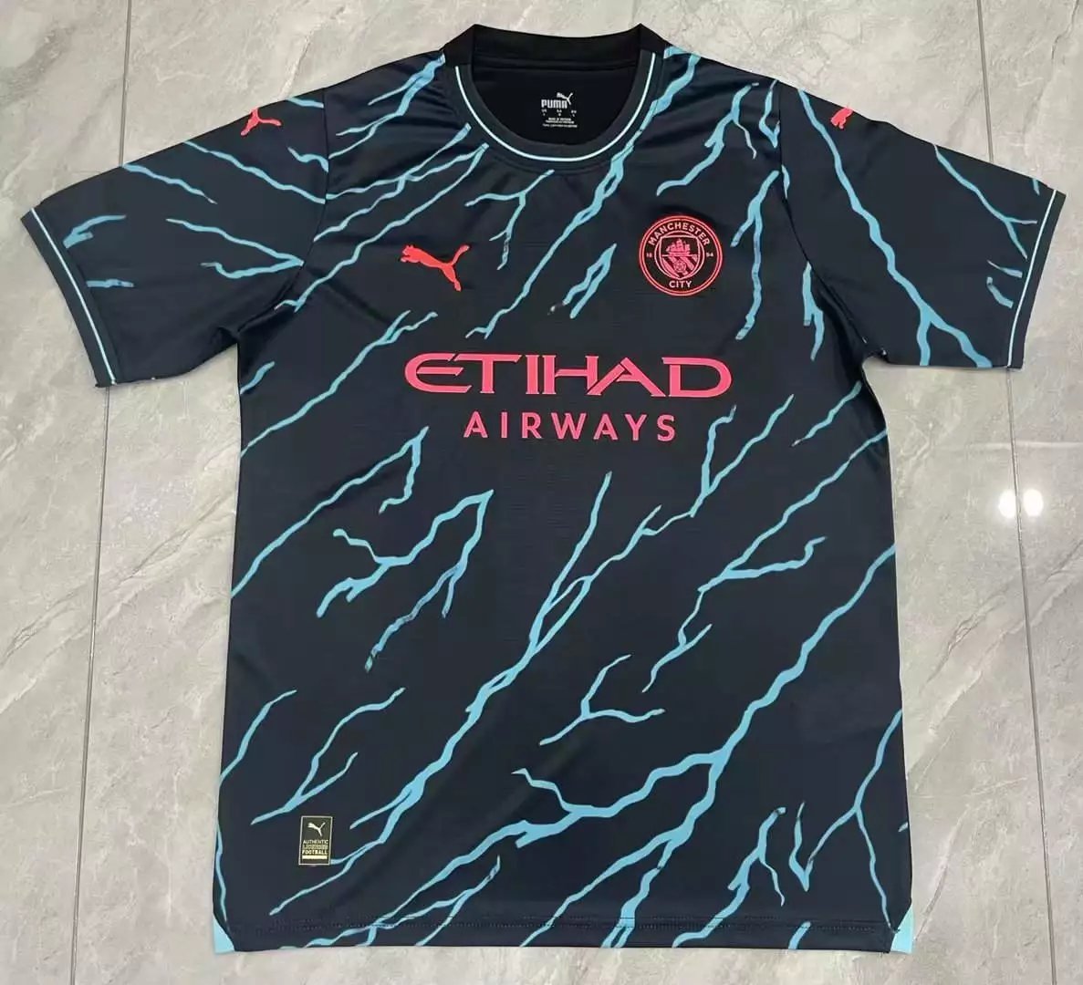 31 Blue 006