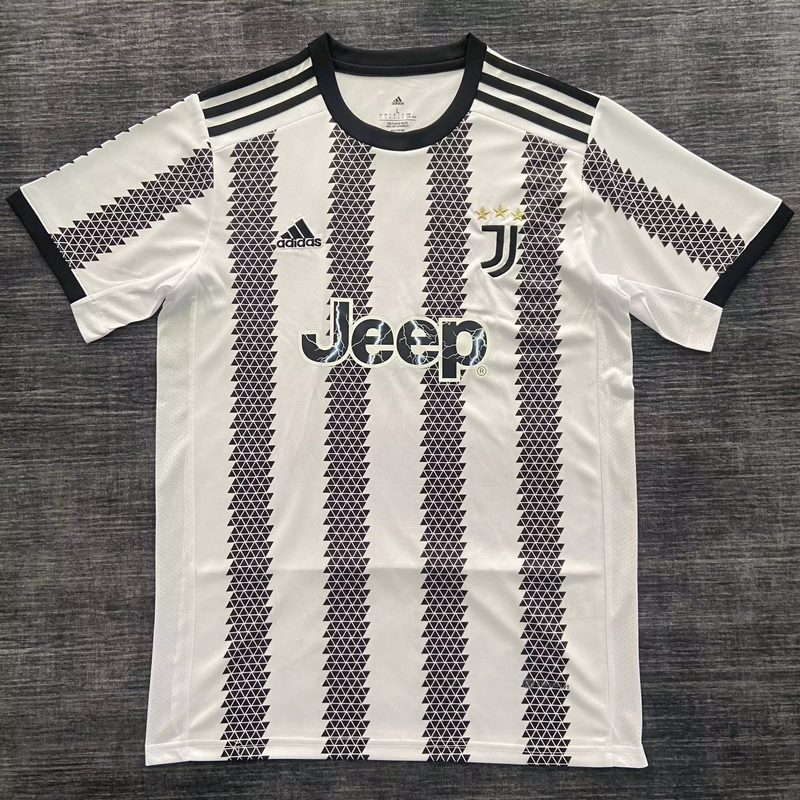 03 White 006