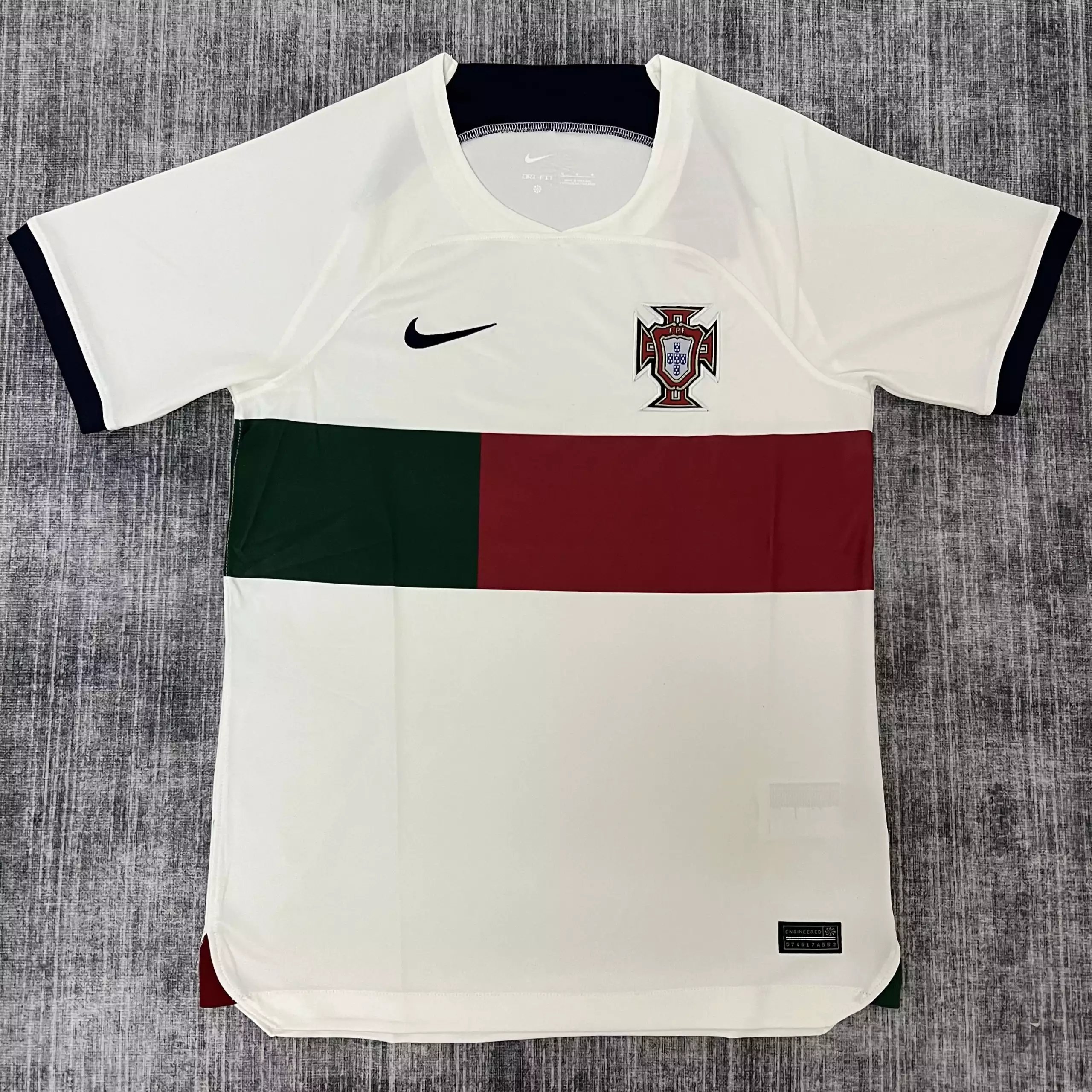 09 white 006