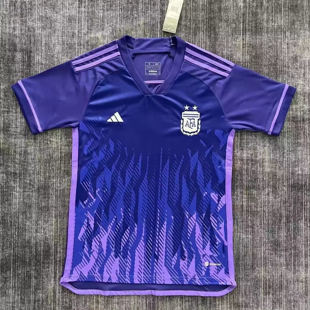 32 Violet-blue 006