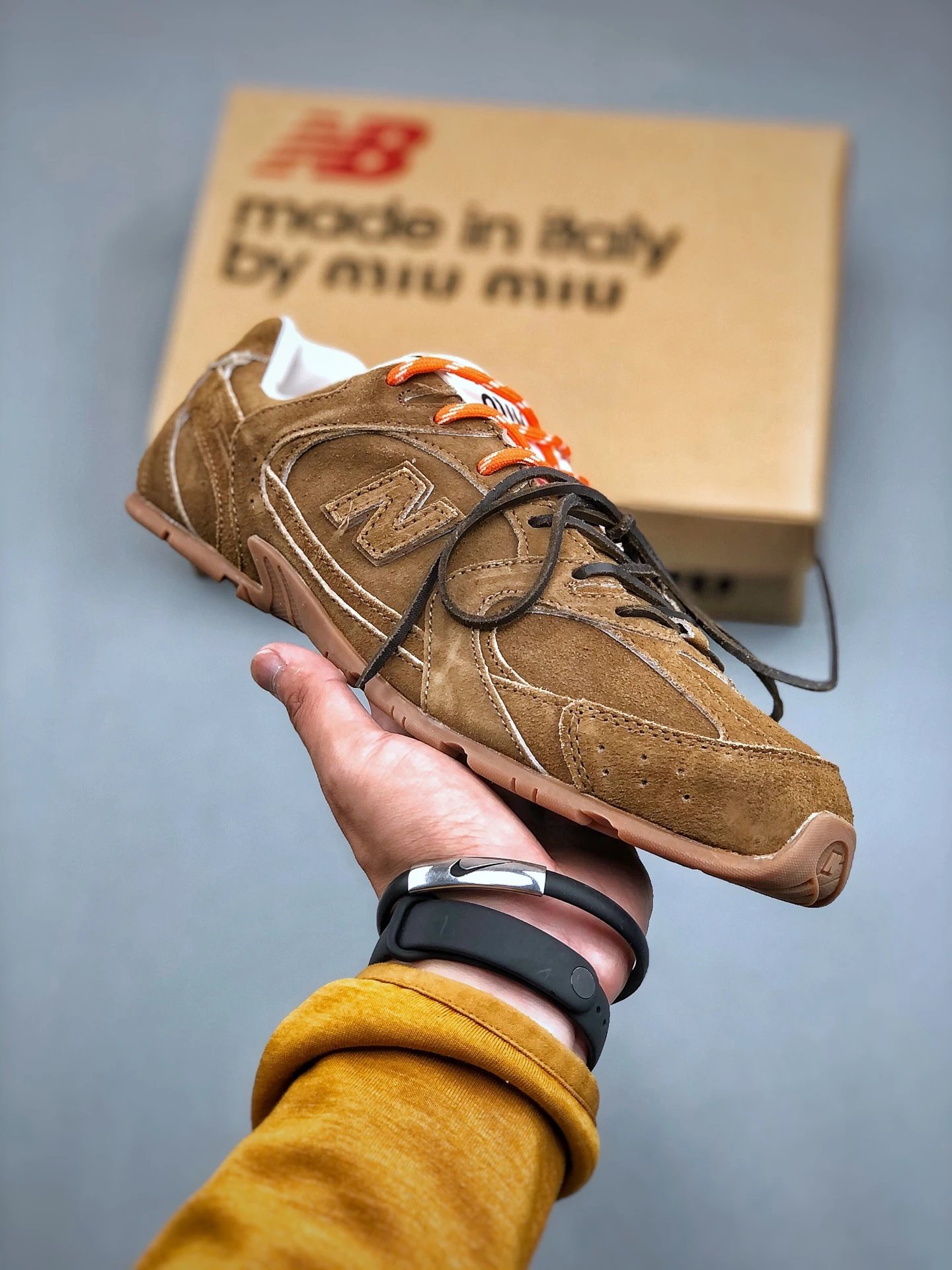 03 Brown