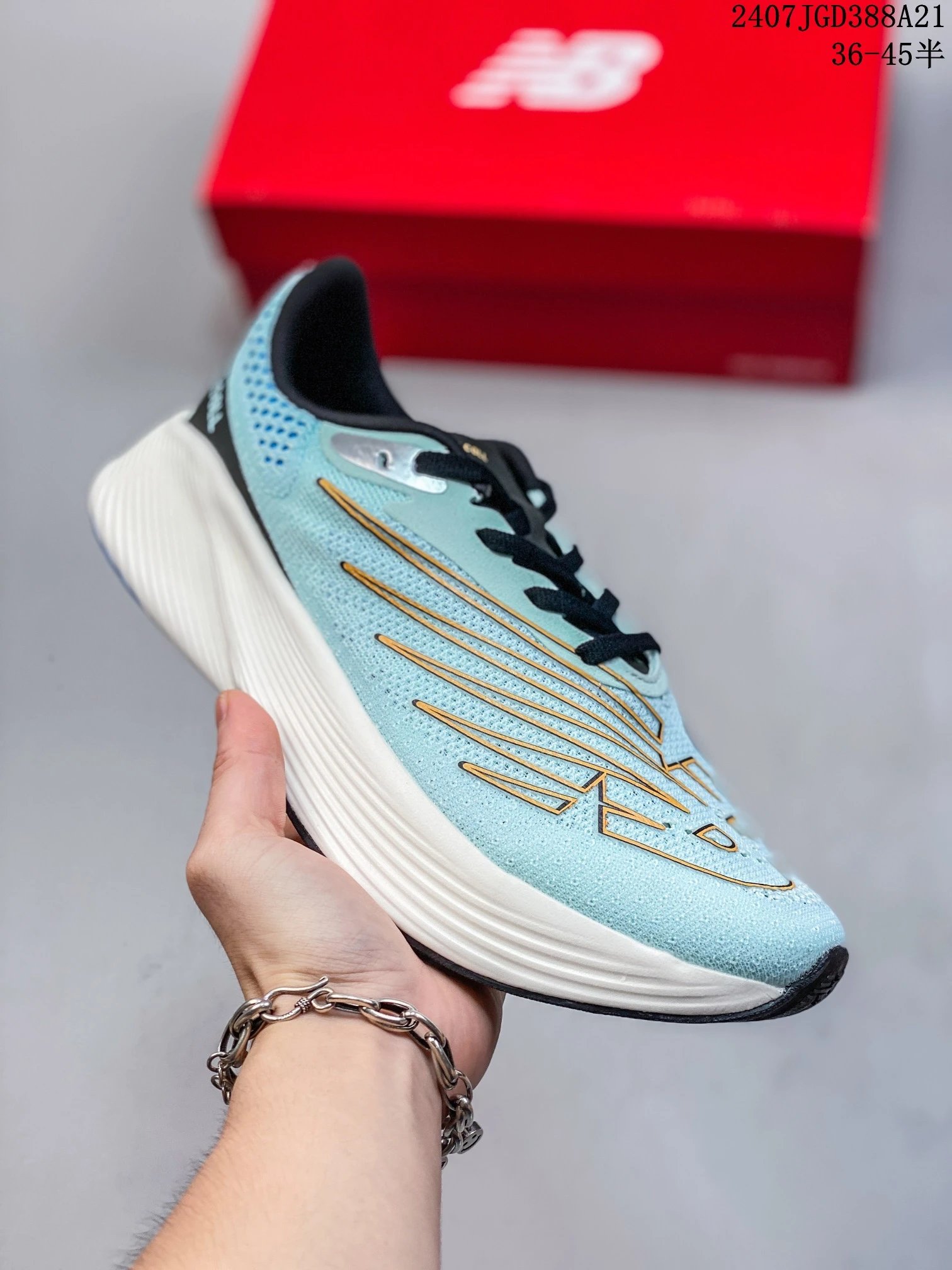 18 Cyan